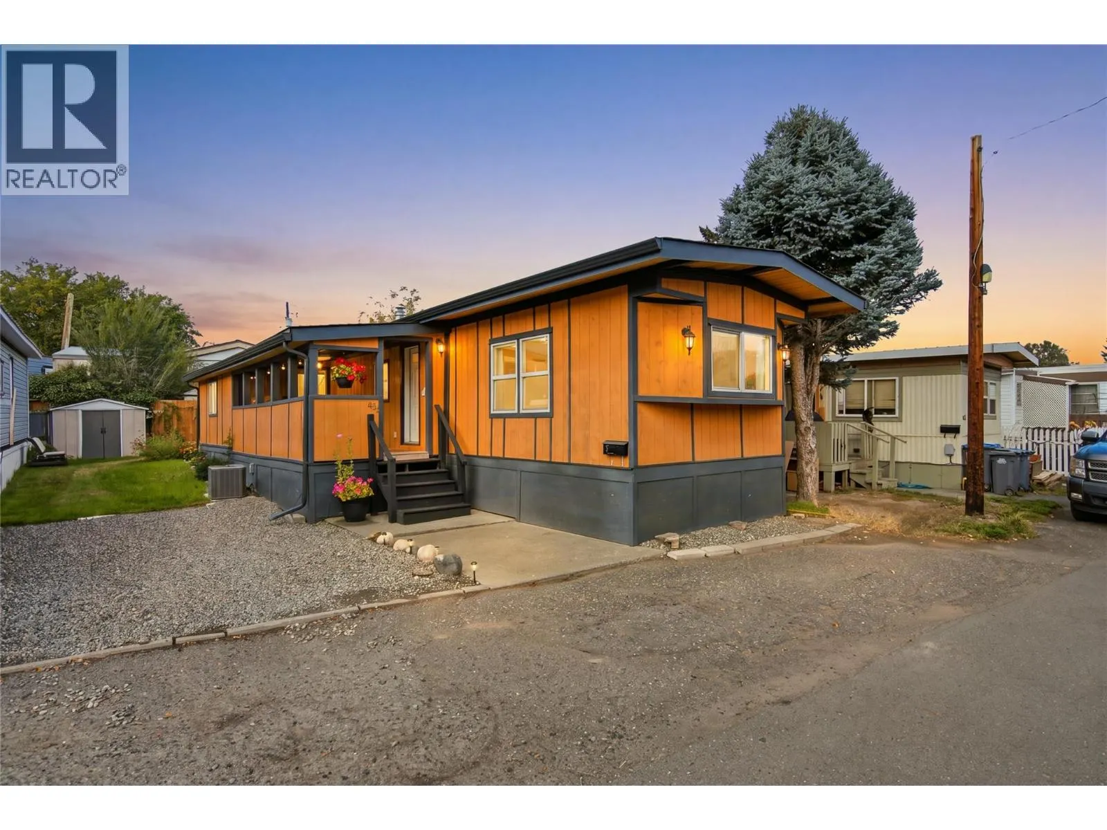 44 EDWARD Street Unit# 44E