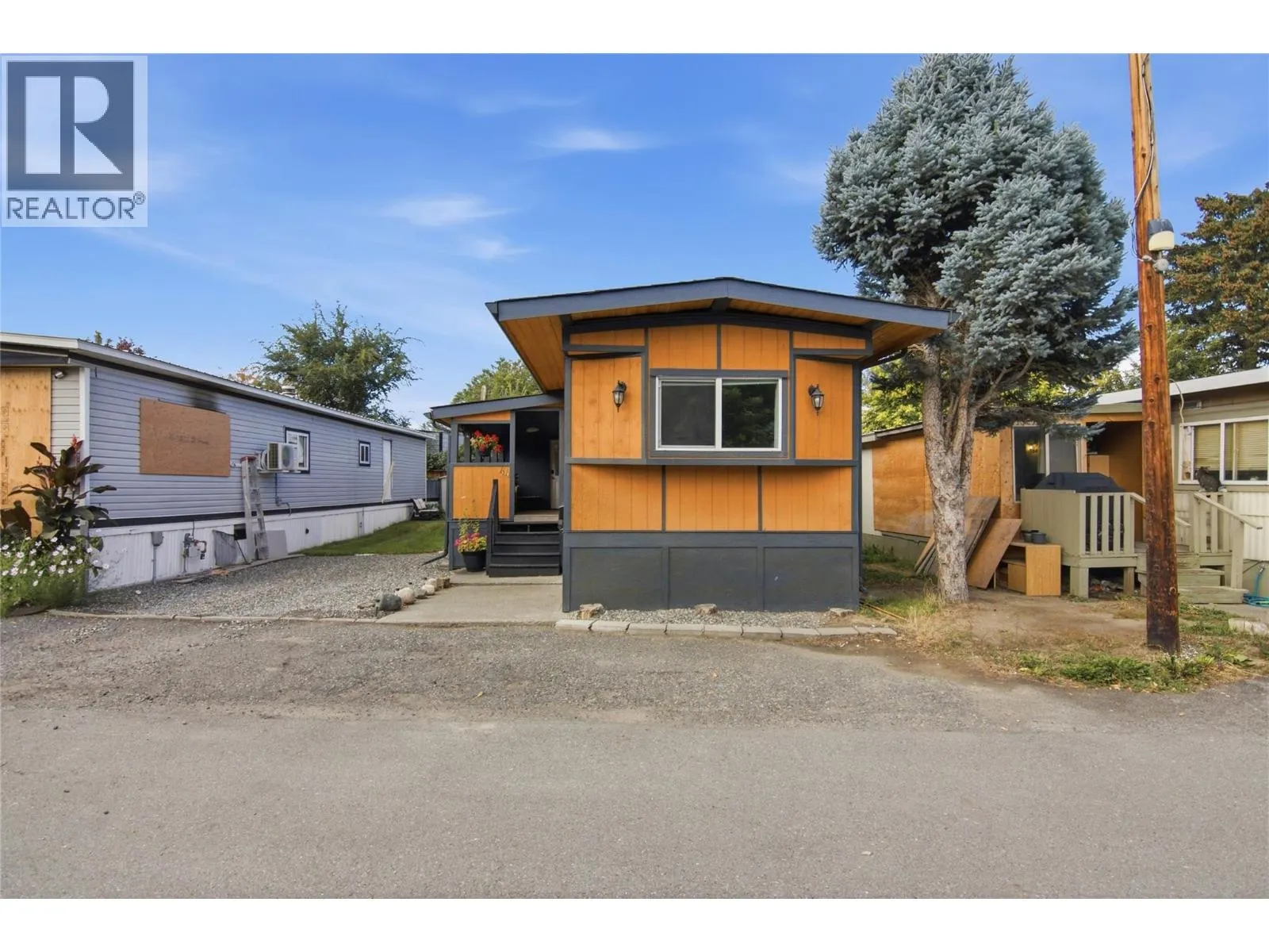 44 EDWARD Street Unit# 44E