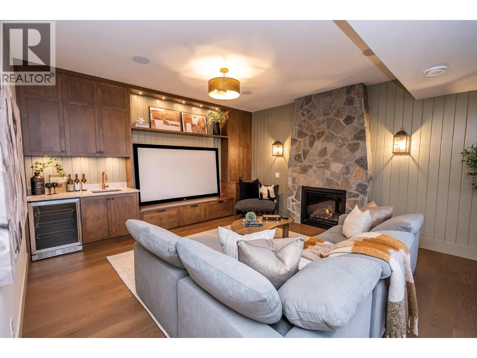 205 Grizzly Ridge Trail