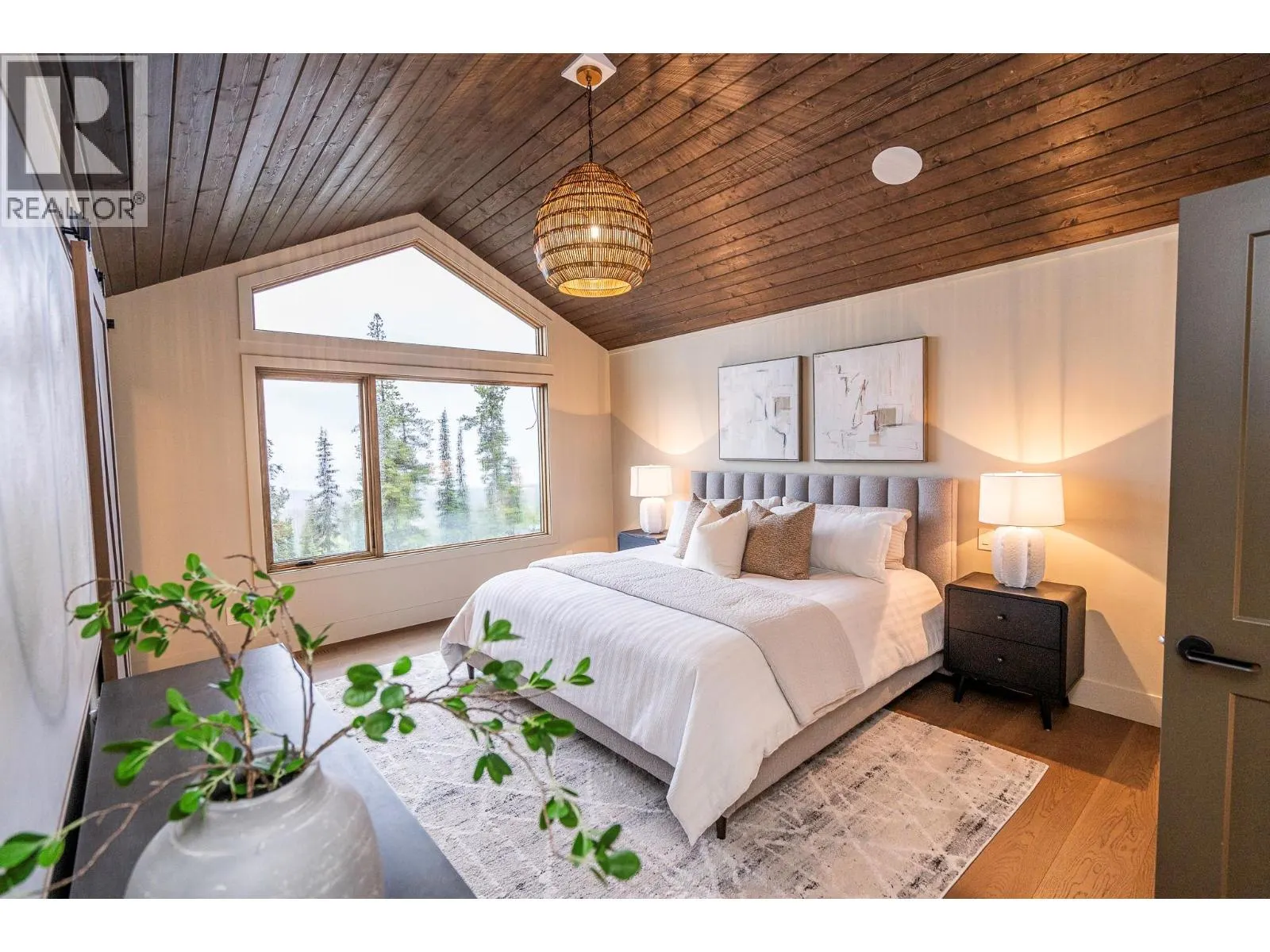205 Grizzly Ridge Trail