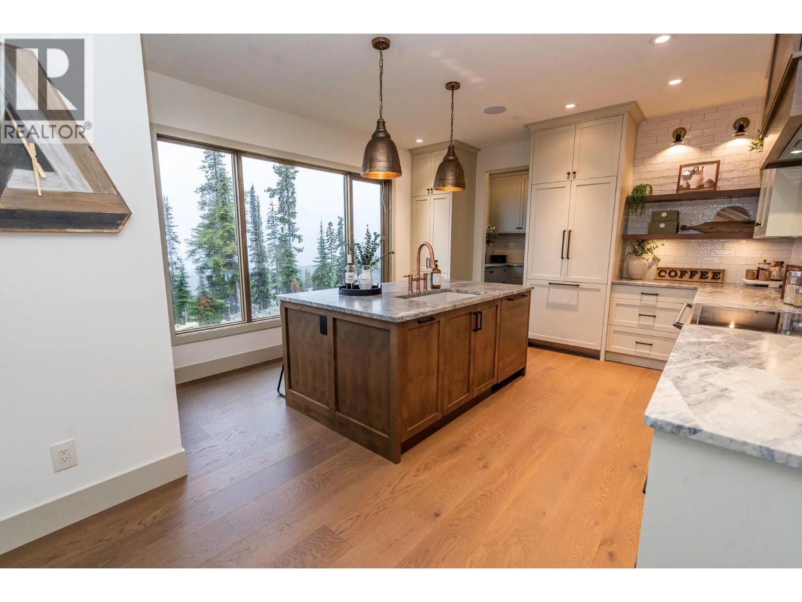 205 Grizzly Ridge Trail