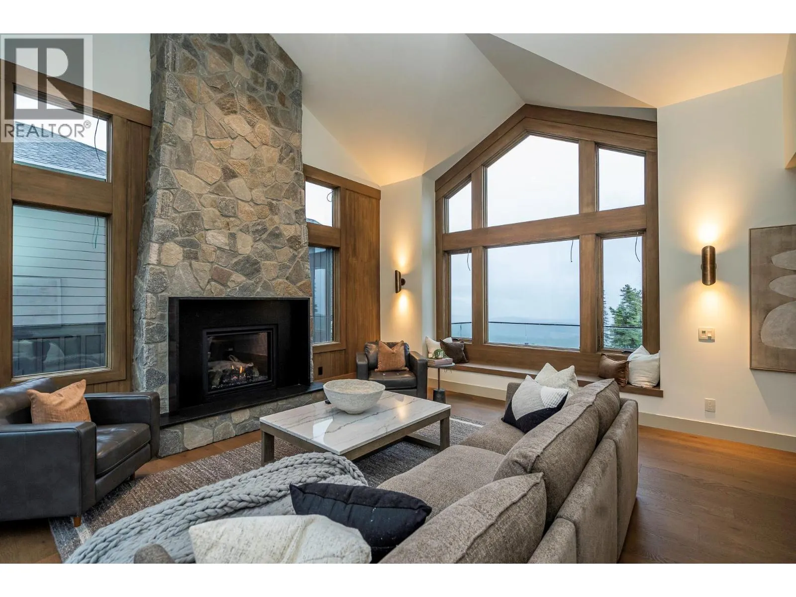 205 Grizzly Ridge Trail