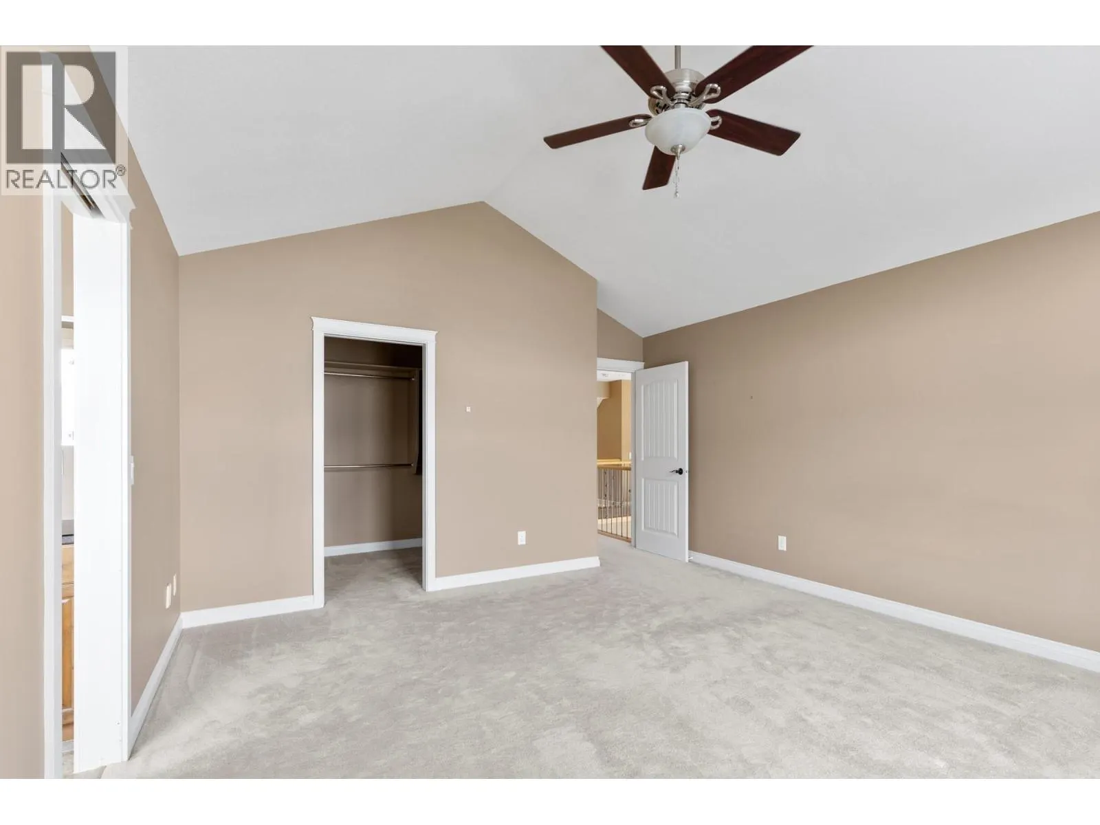 3869 Angus Drive