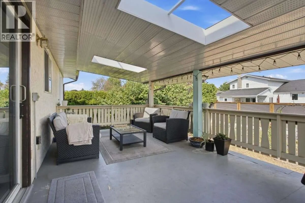 2555 Grenfell Road