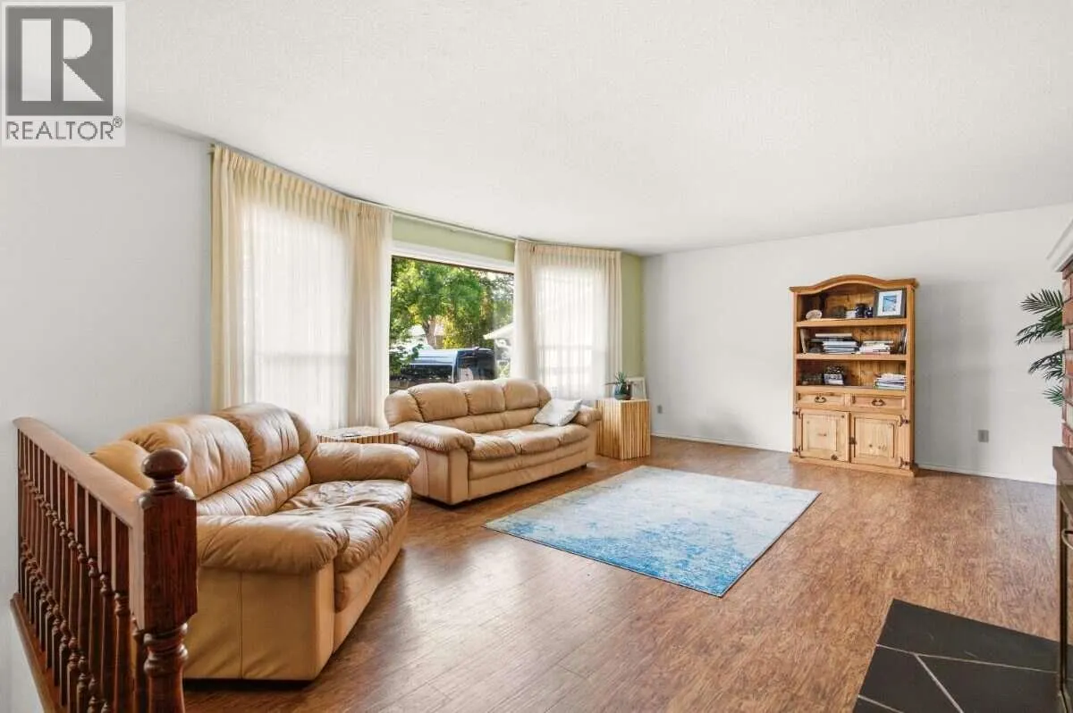 2555 Grenfell Road