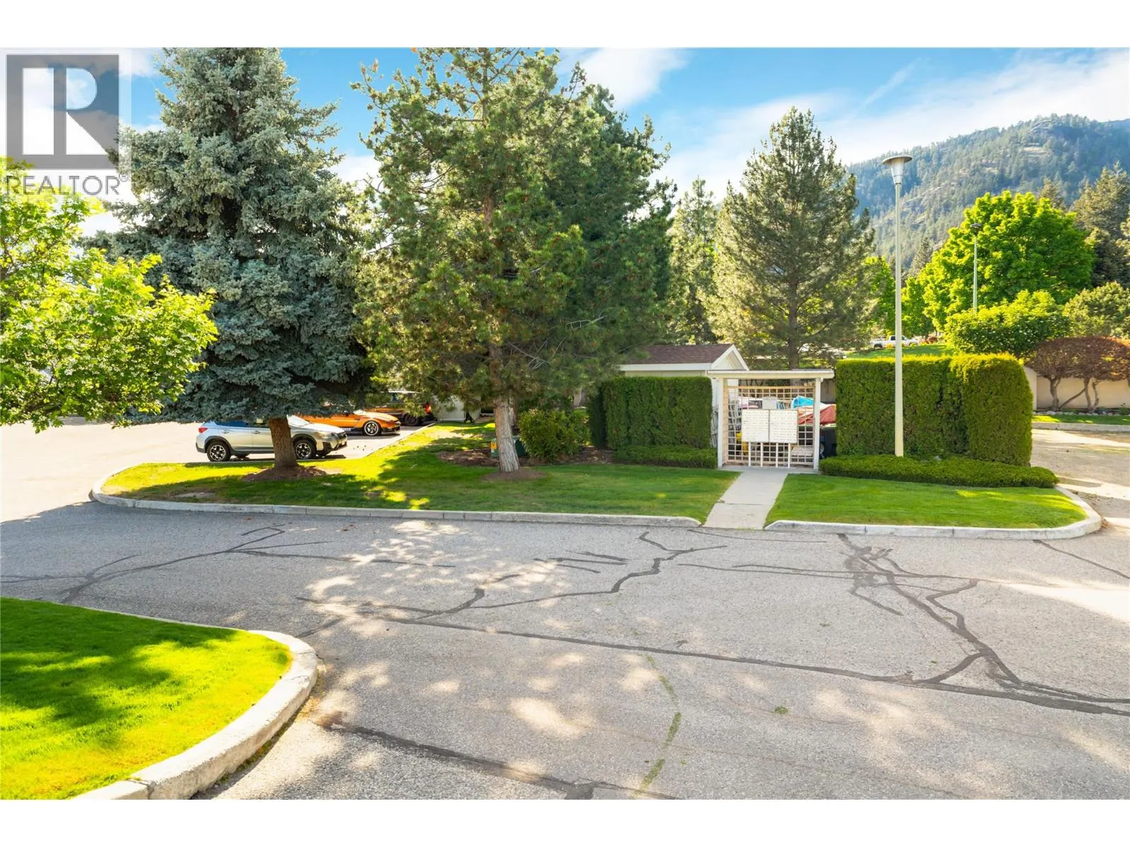 2377 Shannon Woods Drive Unit# 104