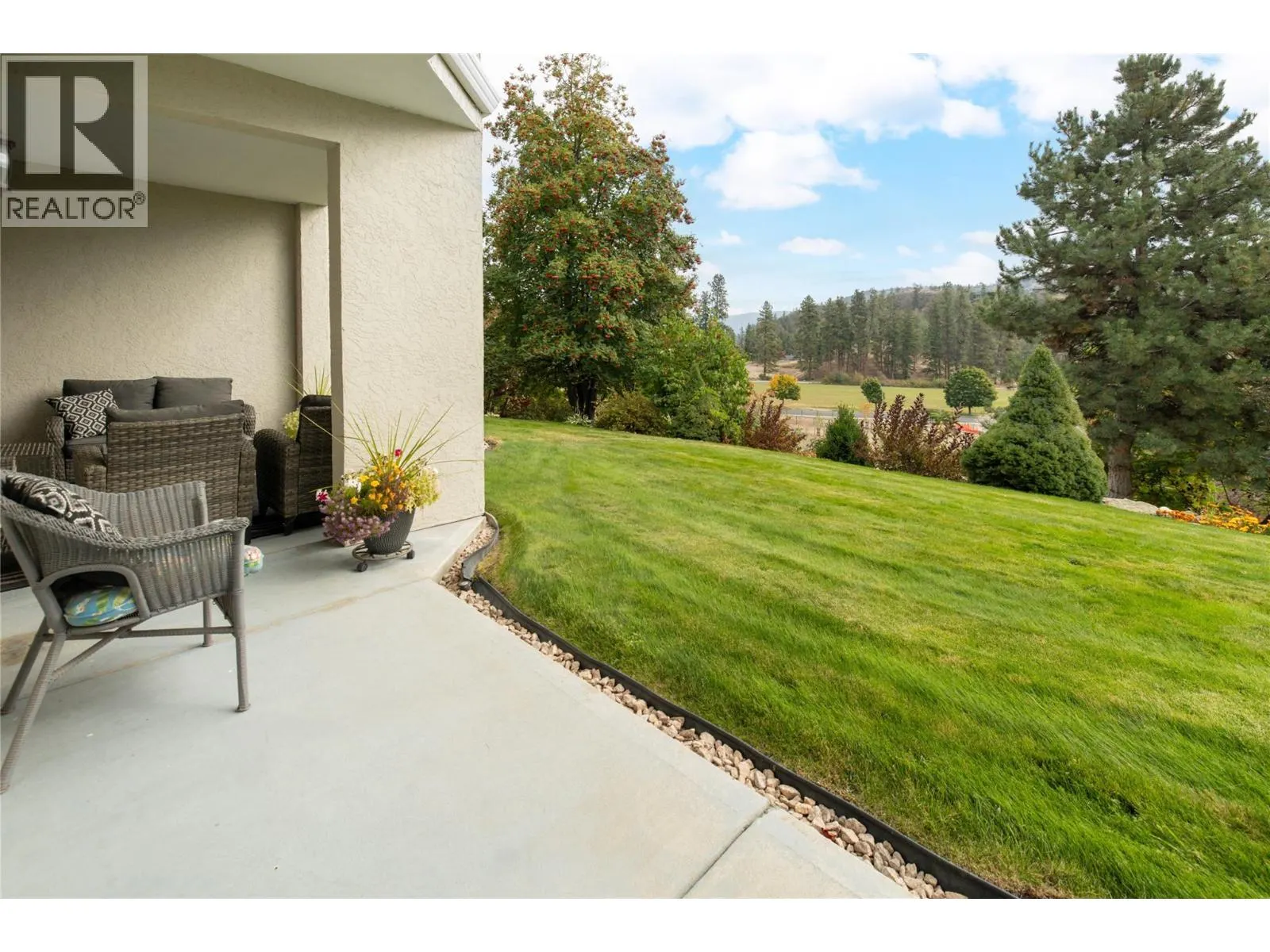 2377 Shannon Woods Drive Unit# 104