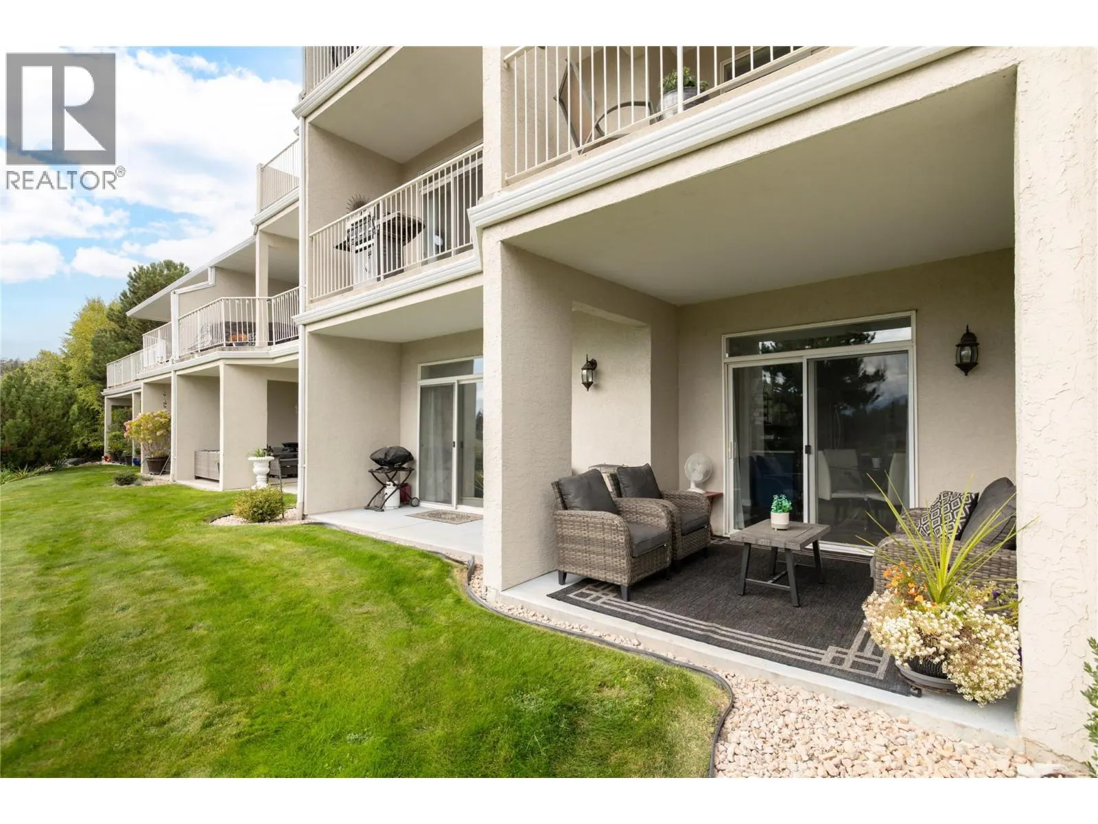 2377 Shannon Woods Drive Unit# 104