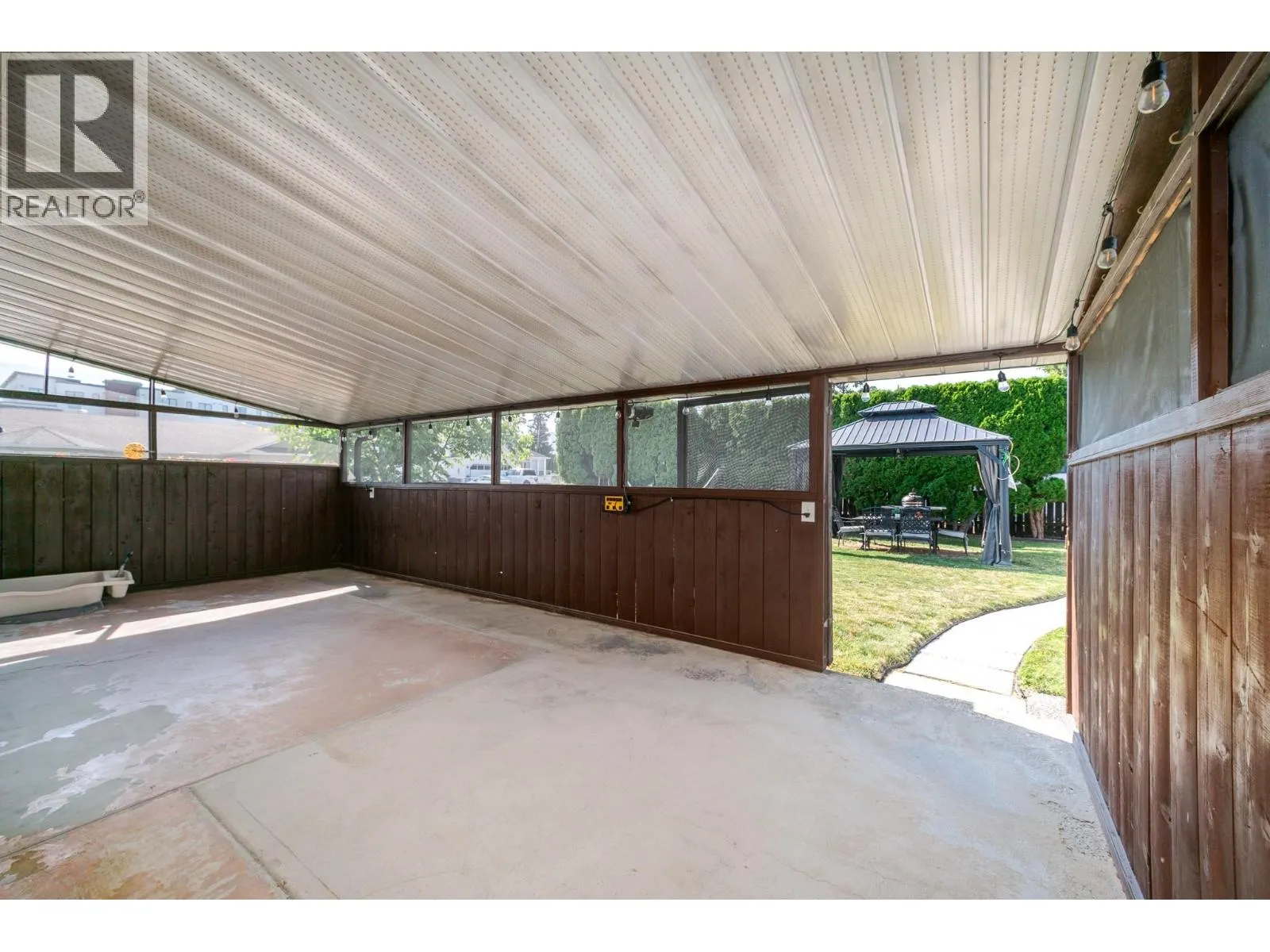 195 Felix Road