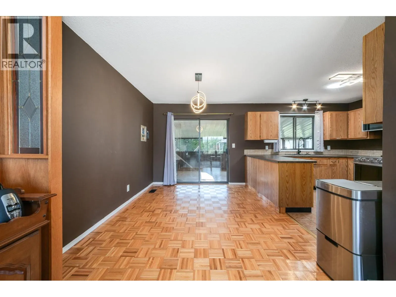 195 Felix Road