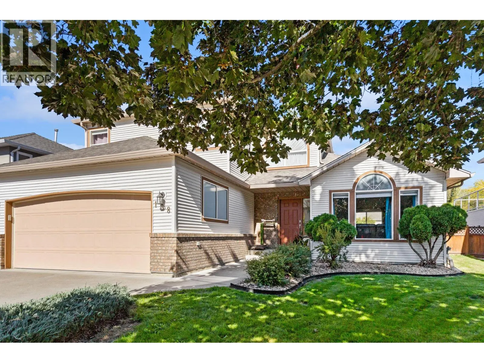 138 Applebrooke Crescent