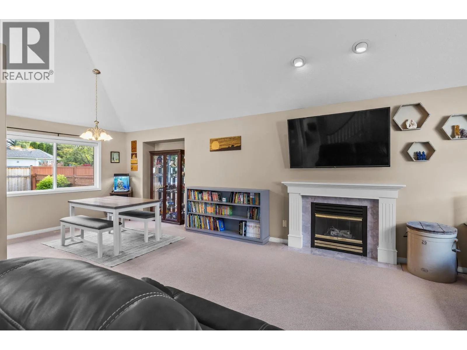 138 Applebrooke Crescent
