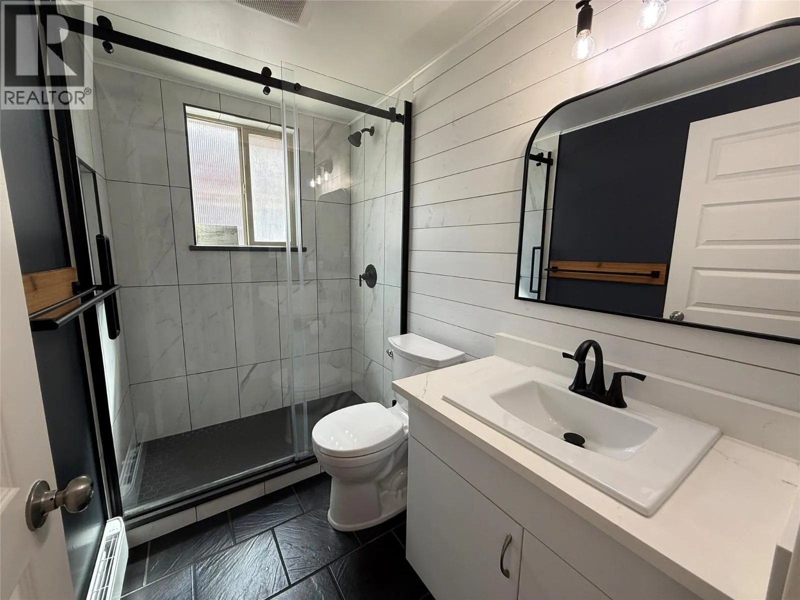 430 4TH Avenue Unit# 5