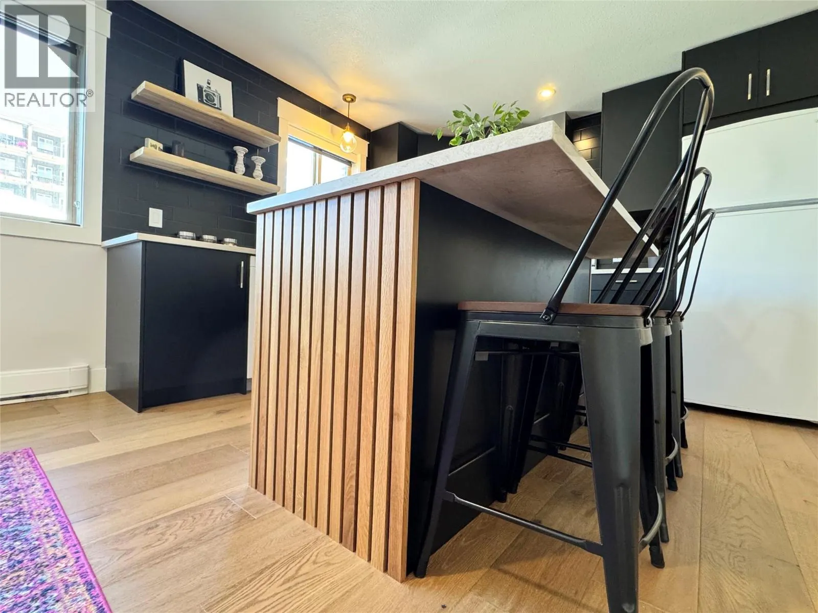 430 4TH Avenue Unit# 5