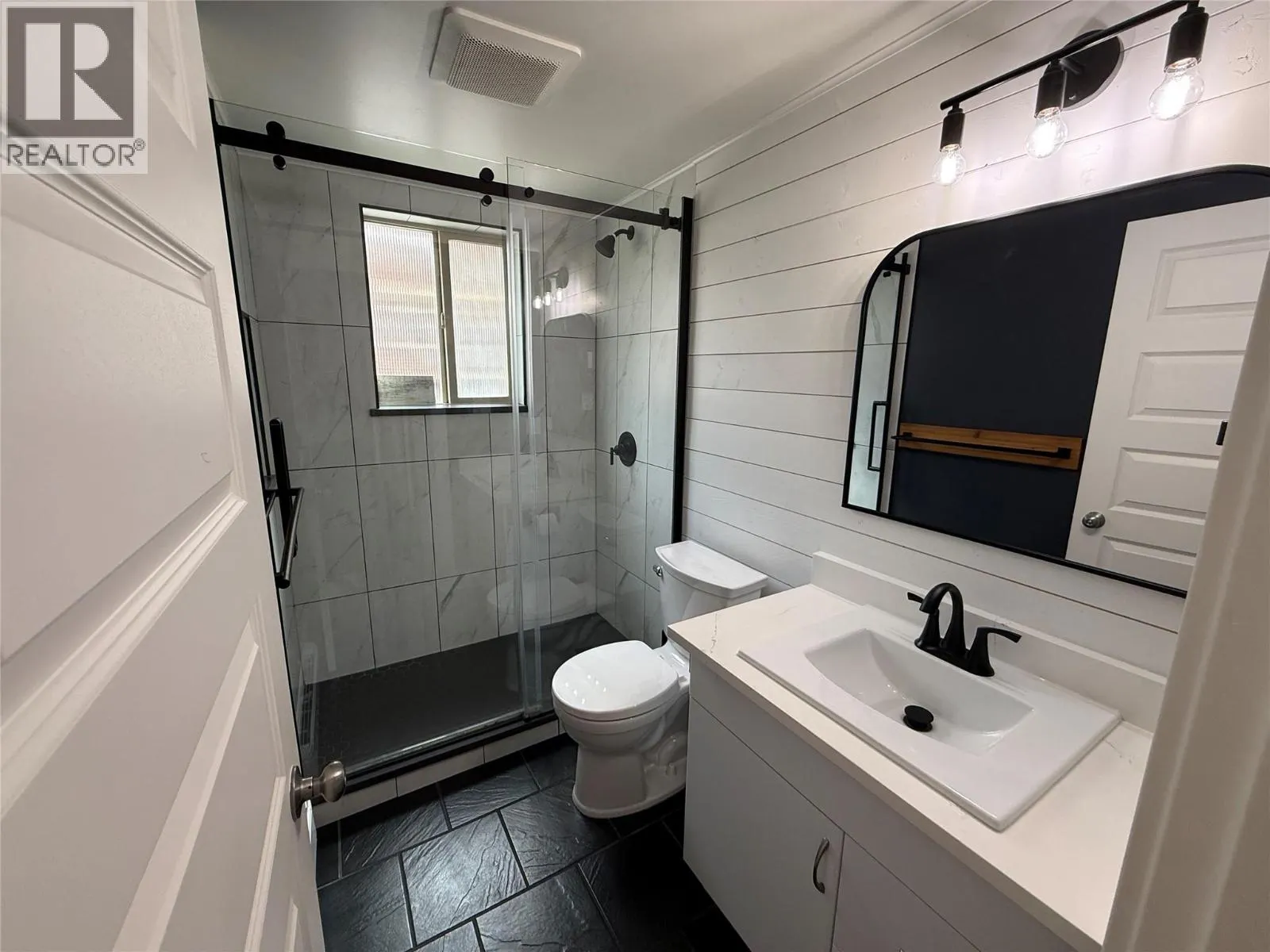 430 4TH Avenue Unit# 5