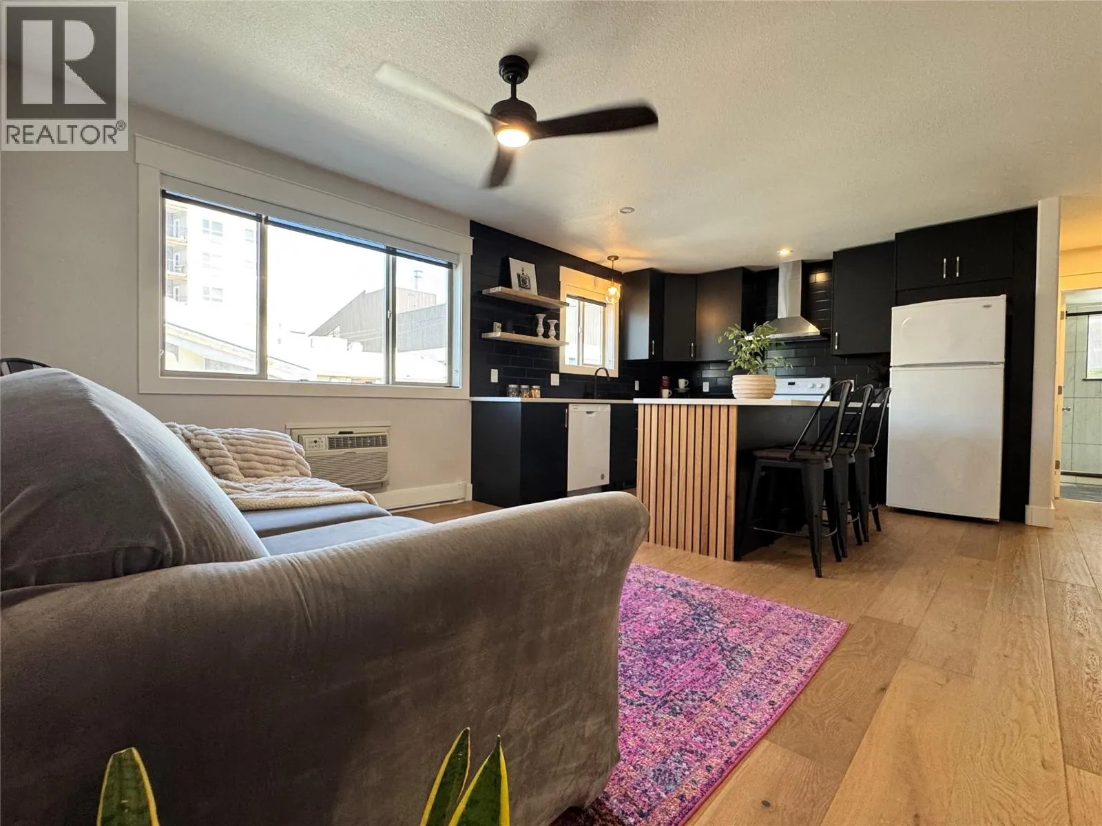 430 4TH Avenue Unit# 5