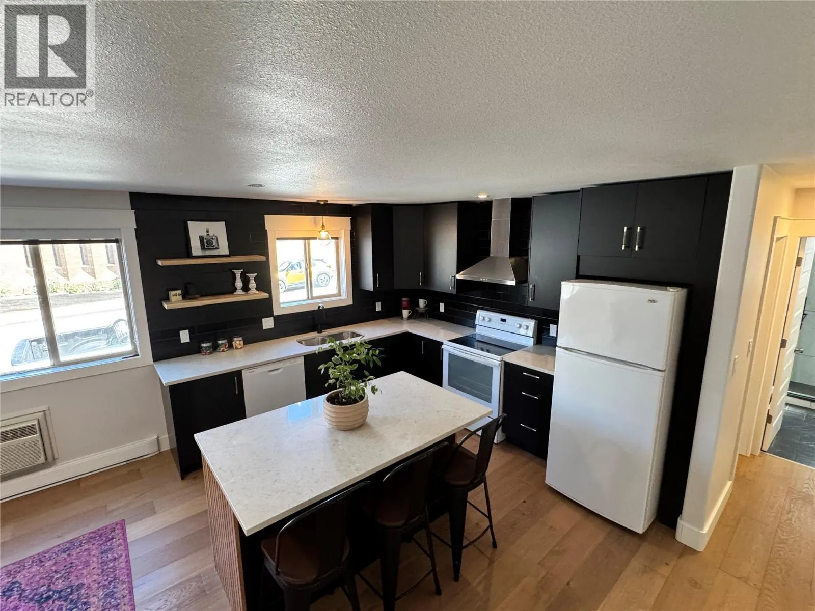 430 4TH Avenue Unit# 5