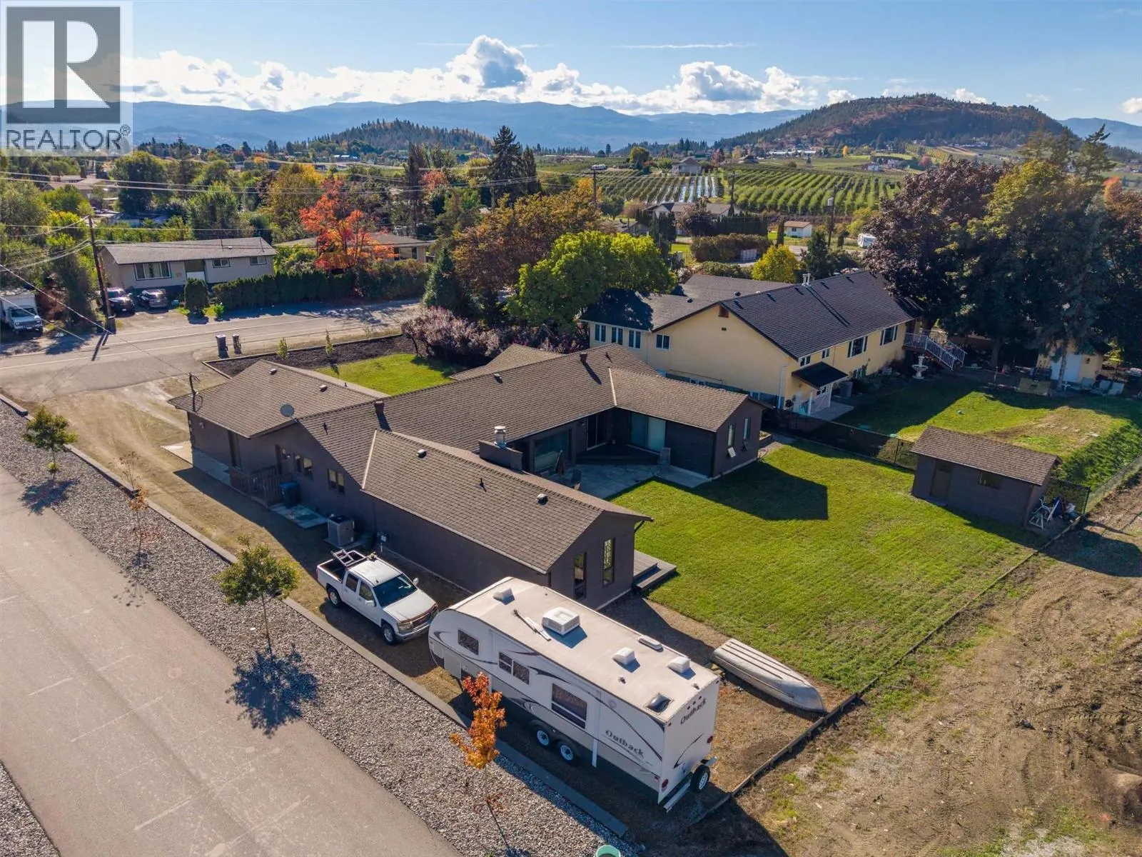 392 Valley Road N