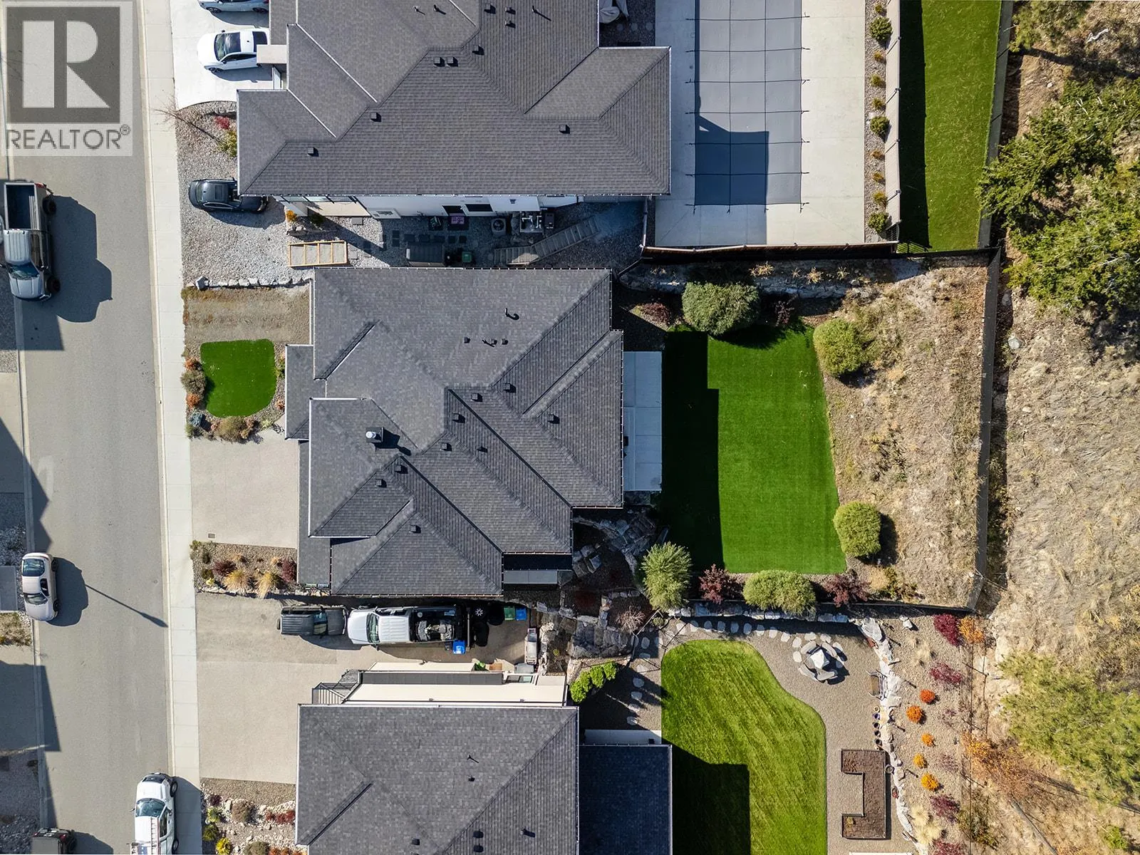 2822 Canyon Crest Drive