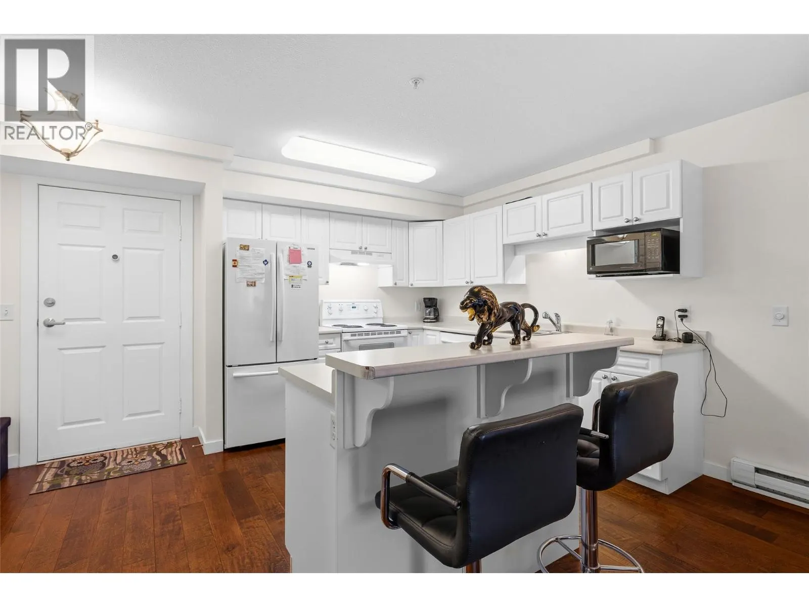 250 Dougall Road N Unit# 208