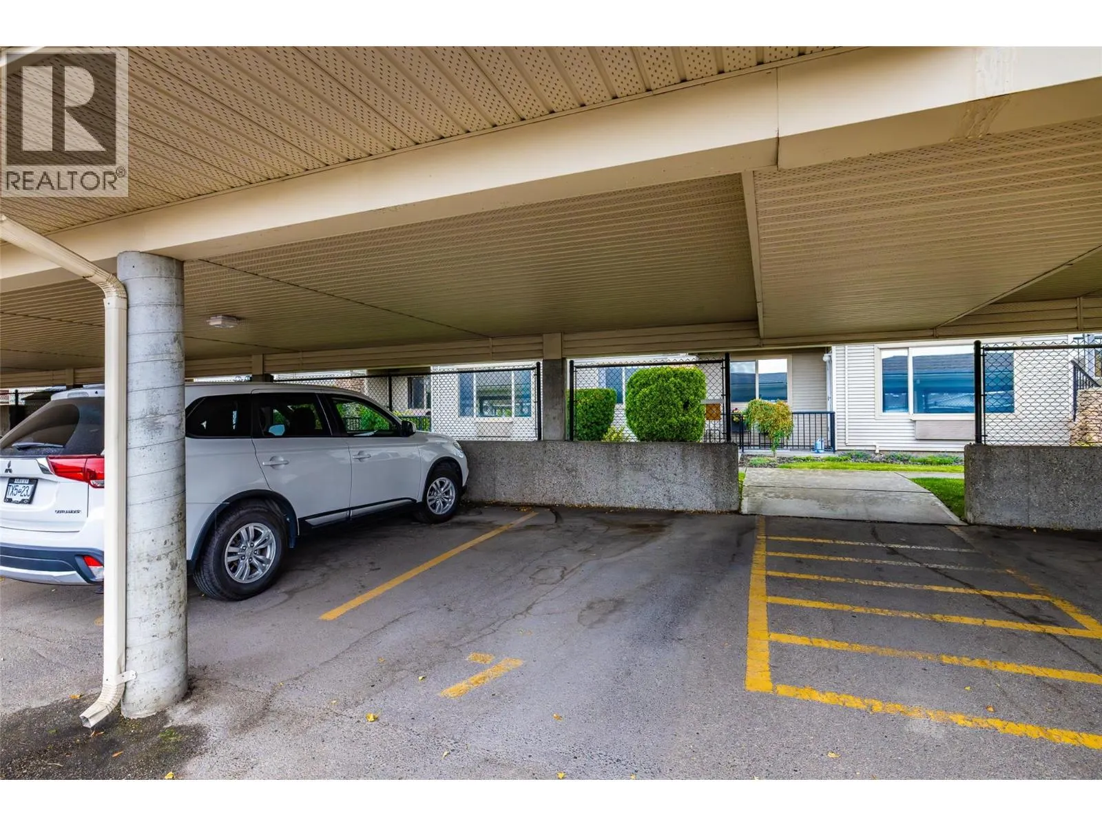 250 Dougall Road N Unit# 208