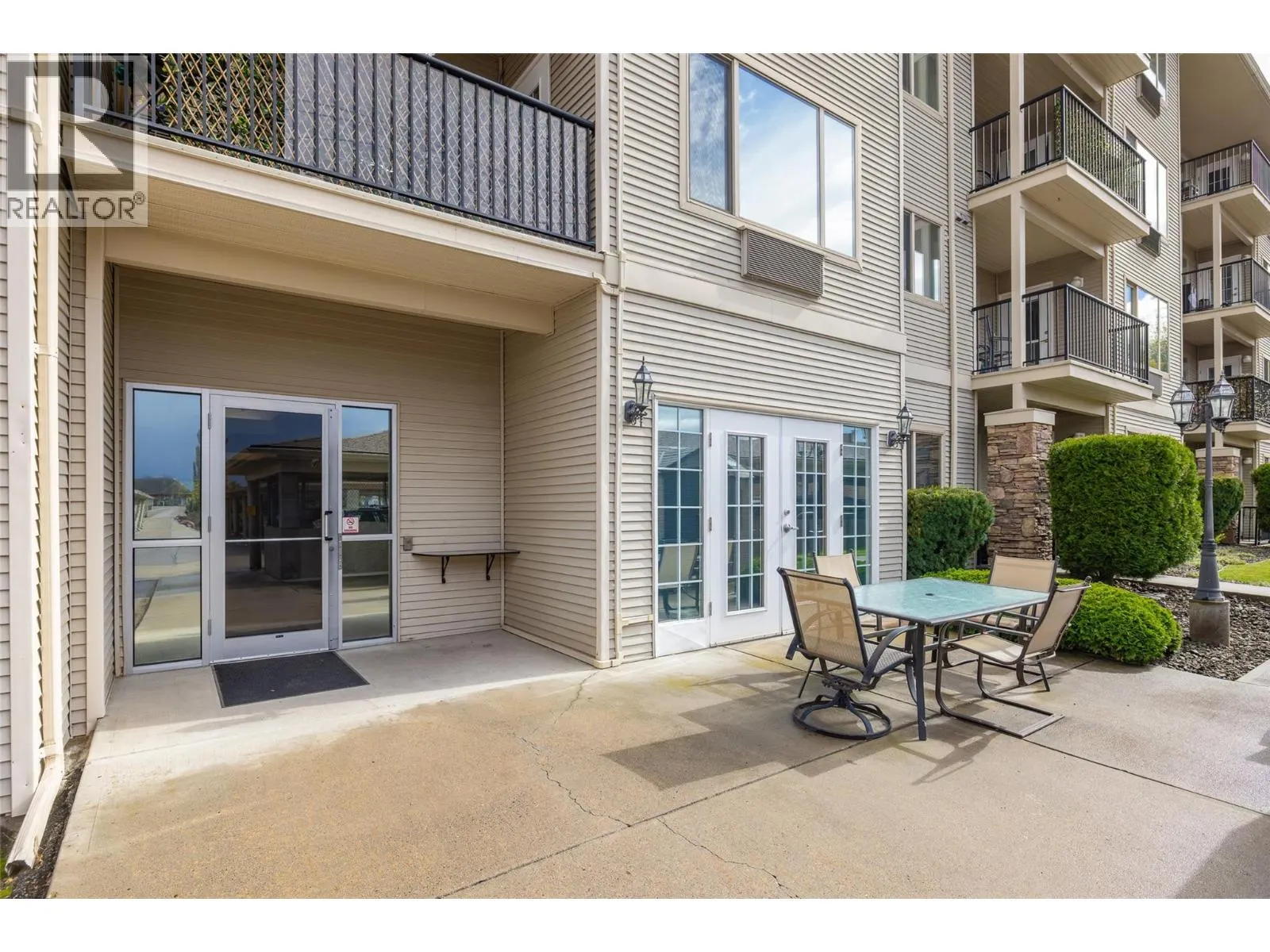 250 Dougall Road N Unit# 208