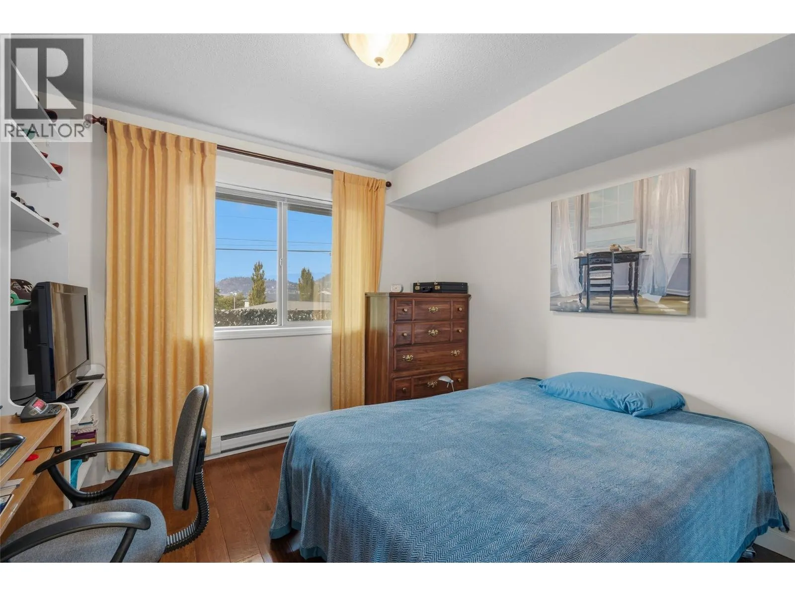 250 Dougall Road N Unit# 208