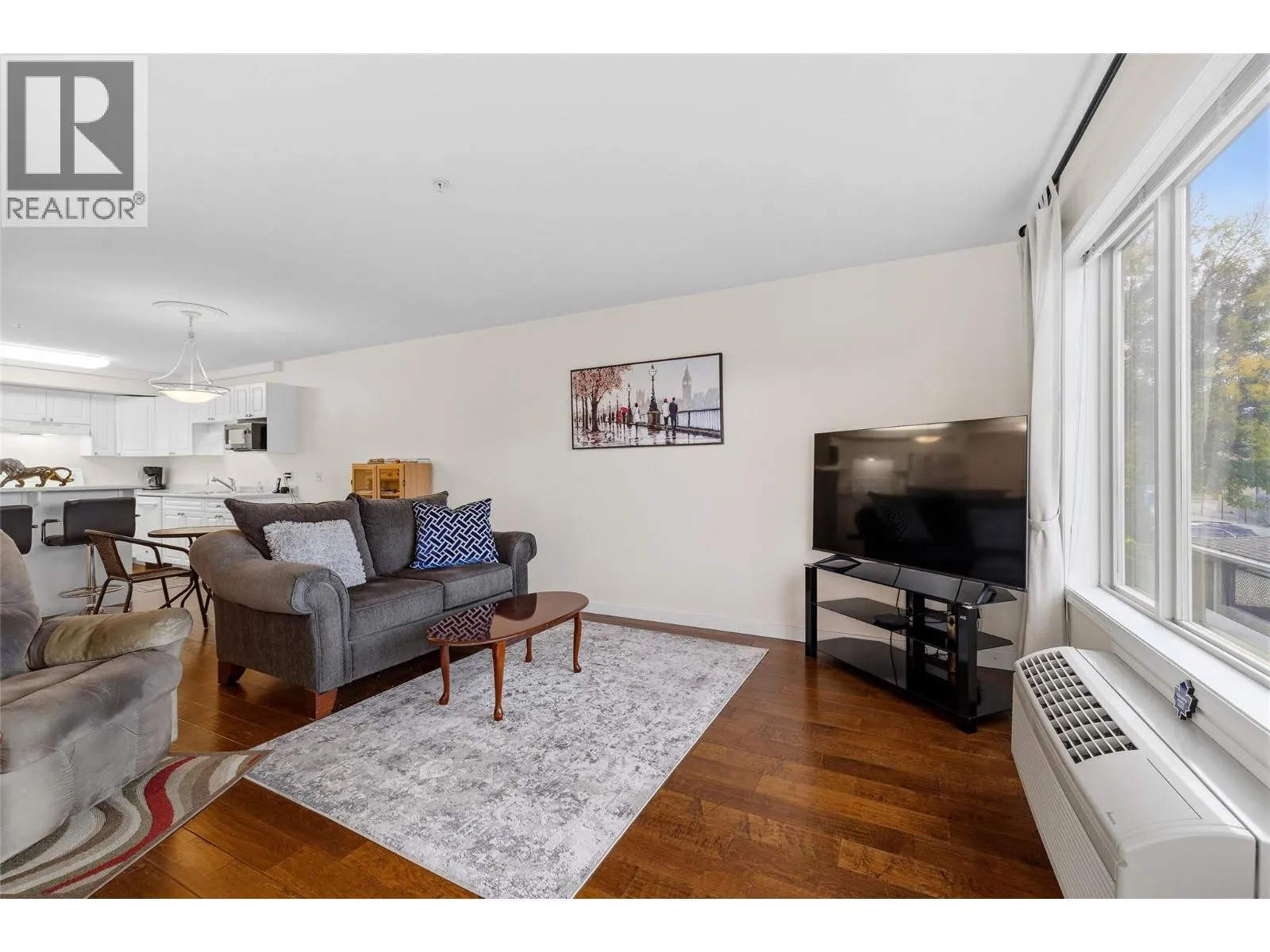 250 Dougall Road N Unit# 208