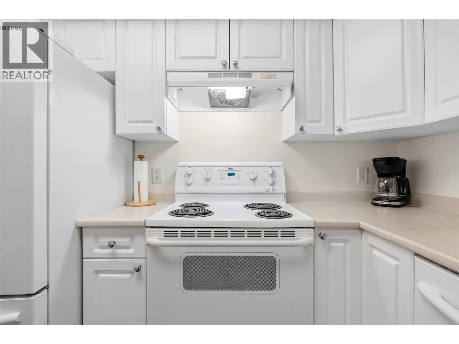 250 Dougall Road N Unit# 208