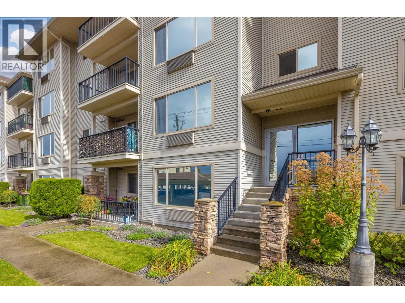 250 Dougall Road N Unit# 208