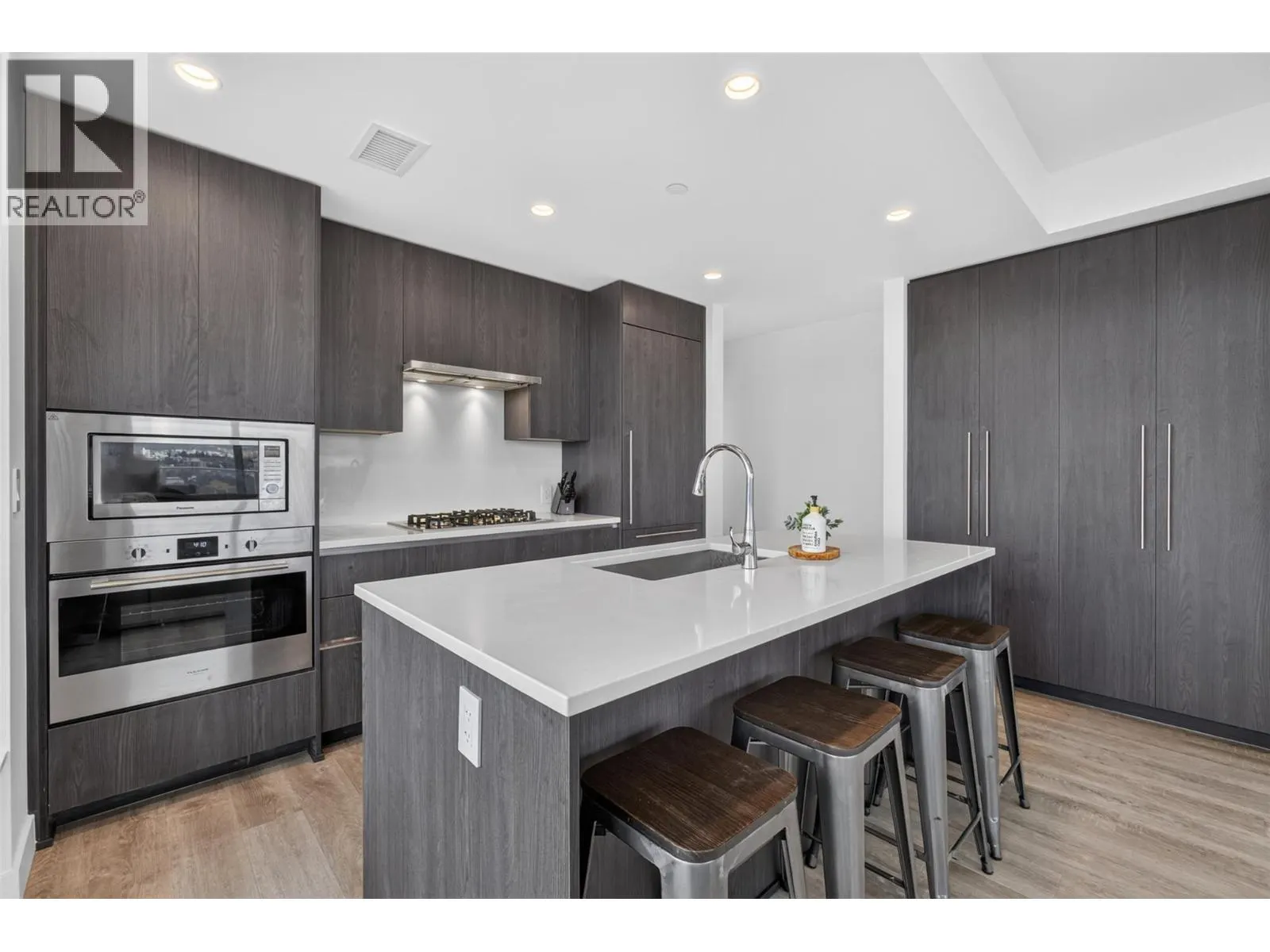1626 Water Street Unit# 1804