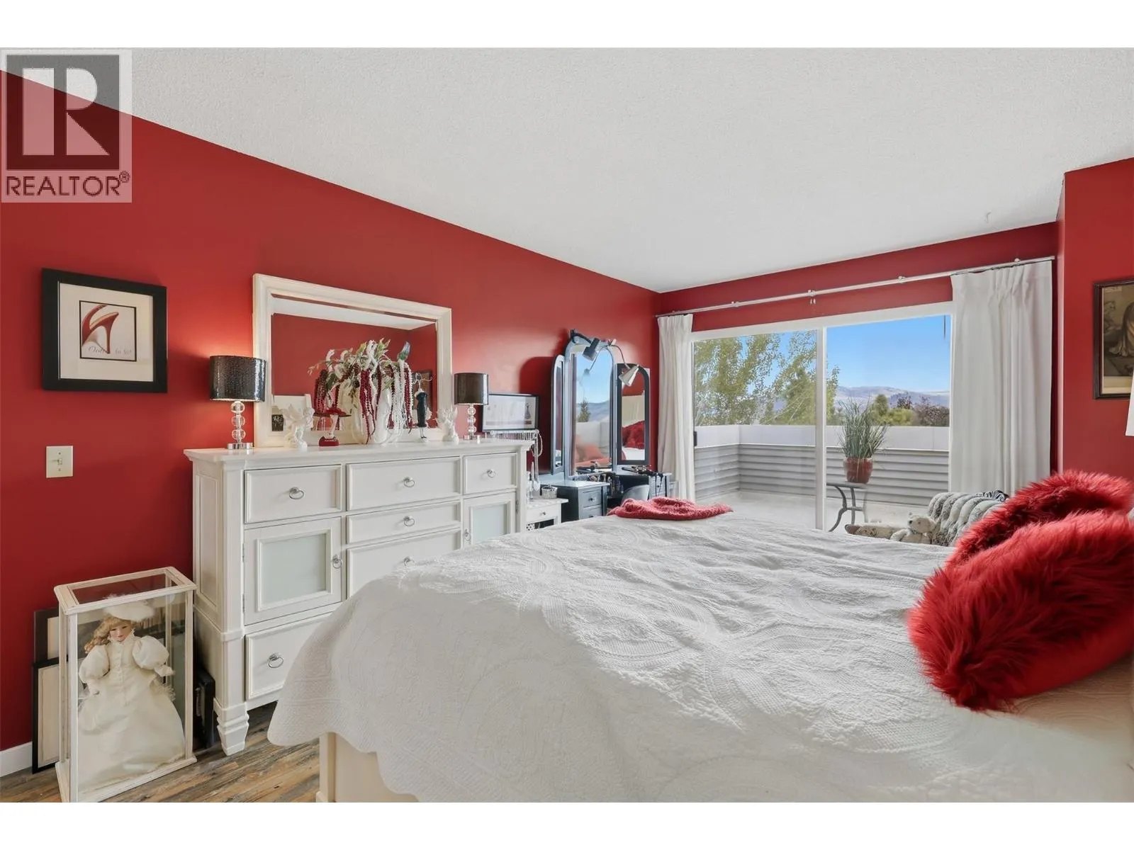 1795 Summit Drive Unit# 11