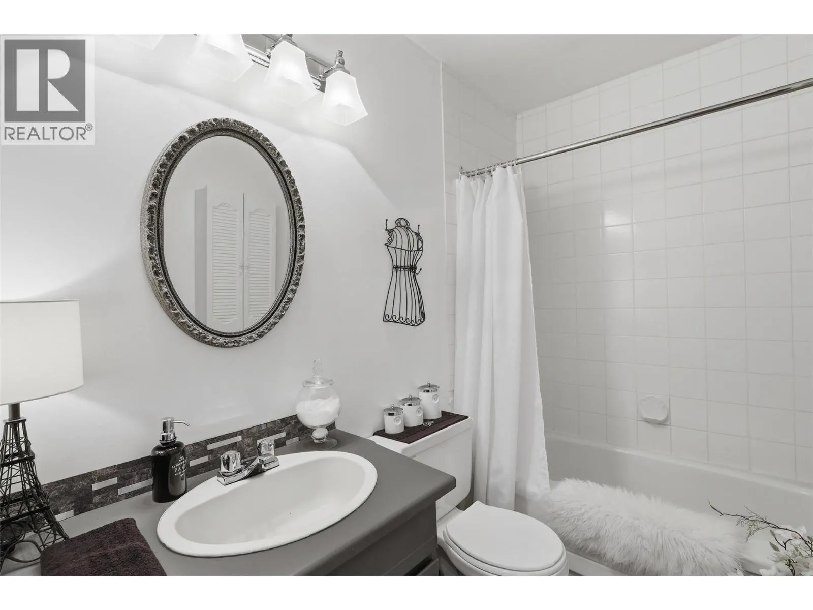 1795 Summit Drive Unit# 11