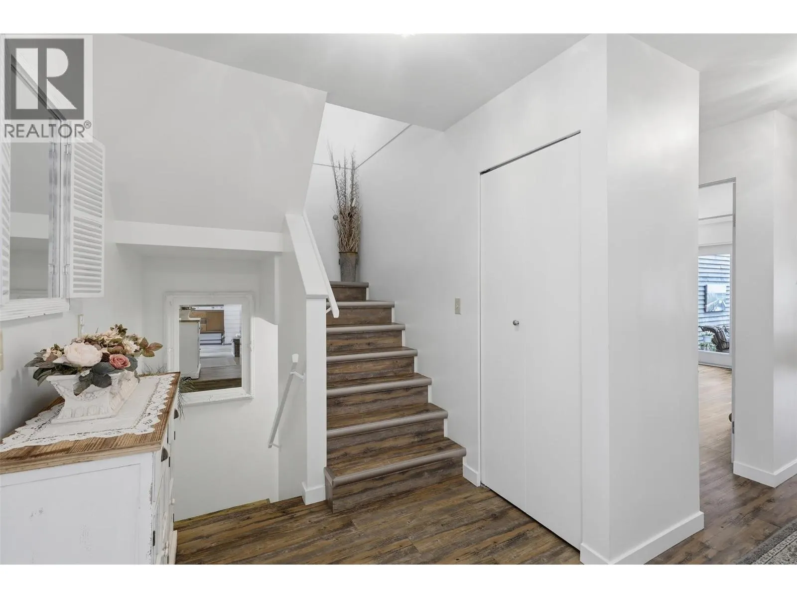 1795 Summit Drive Unit# 11