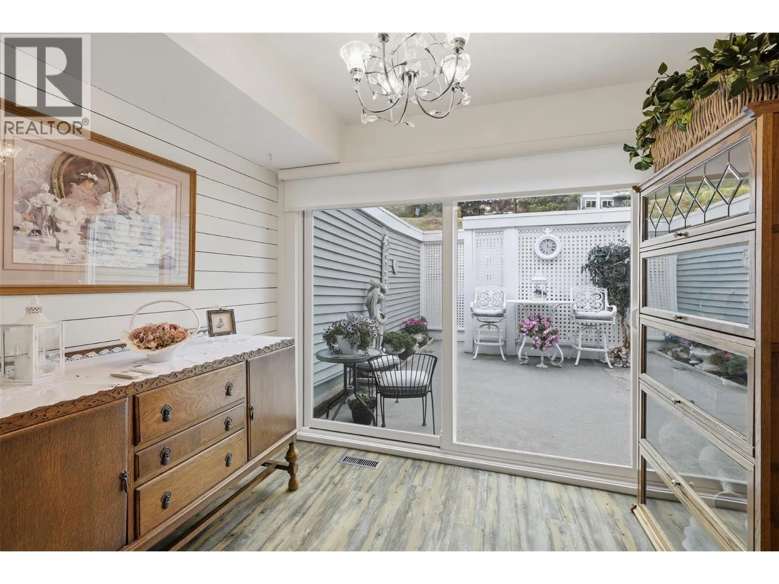 1795 Summit Drive Unit# 11