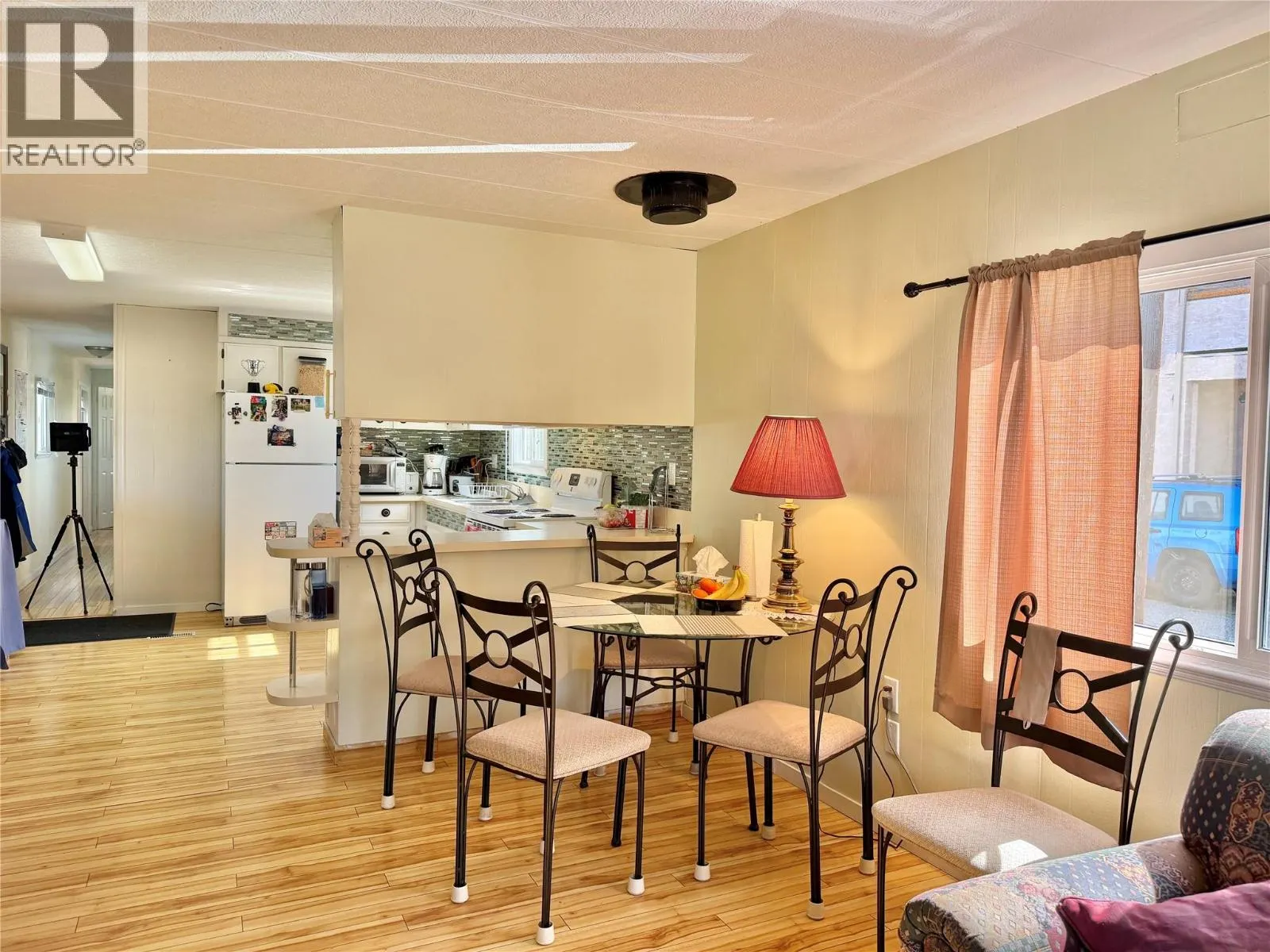9106 Main Street Unit# 8