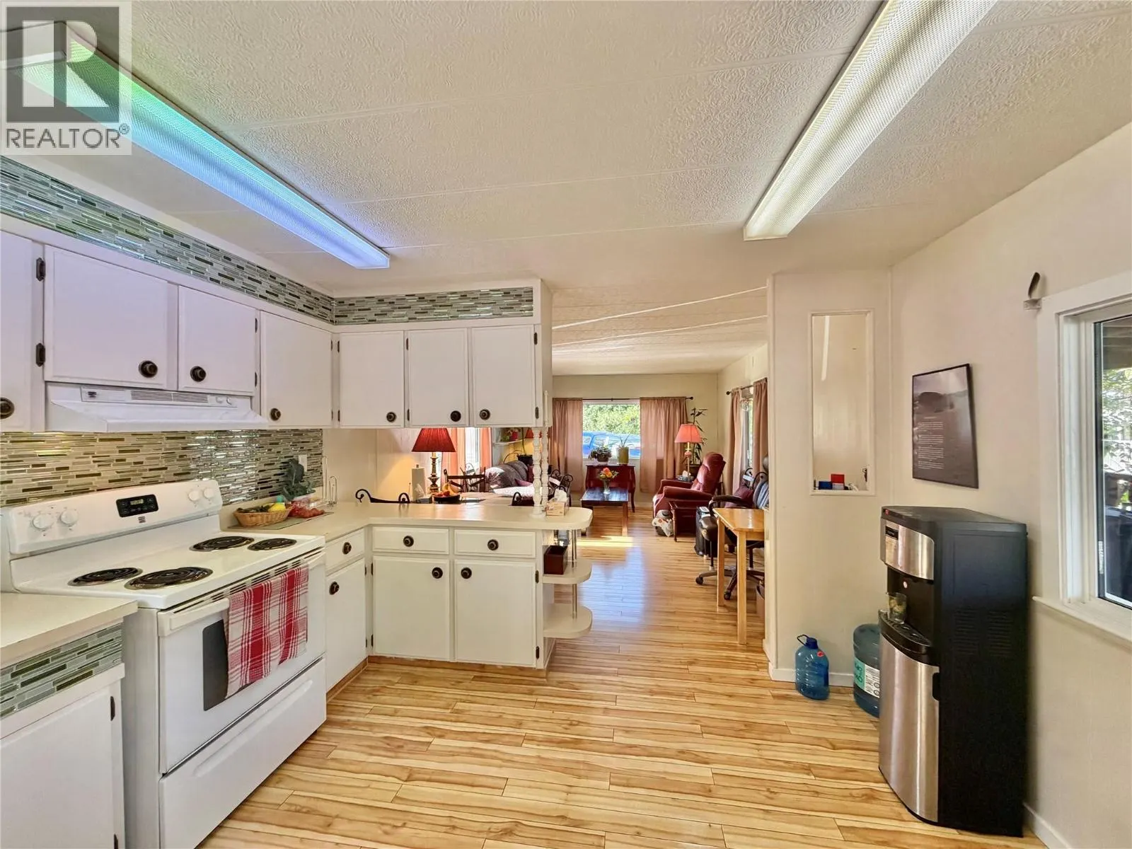 9106 Main Street Unit# 8