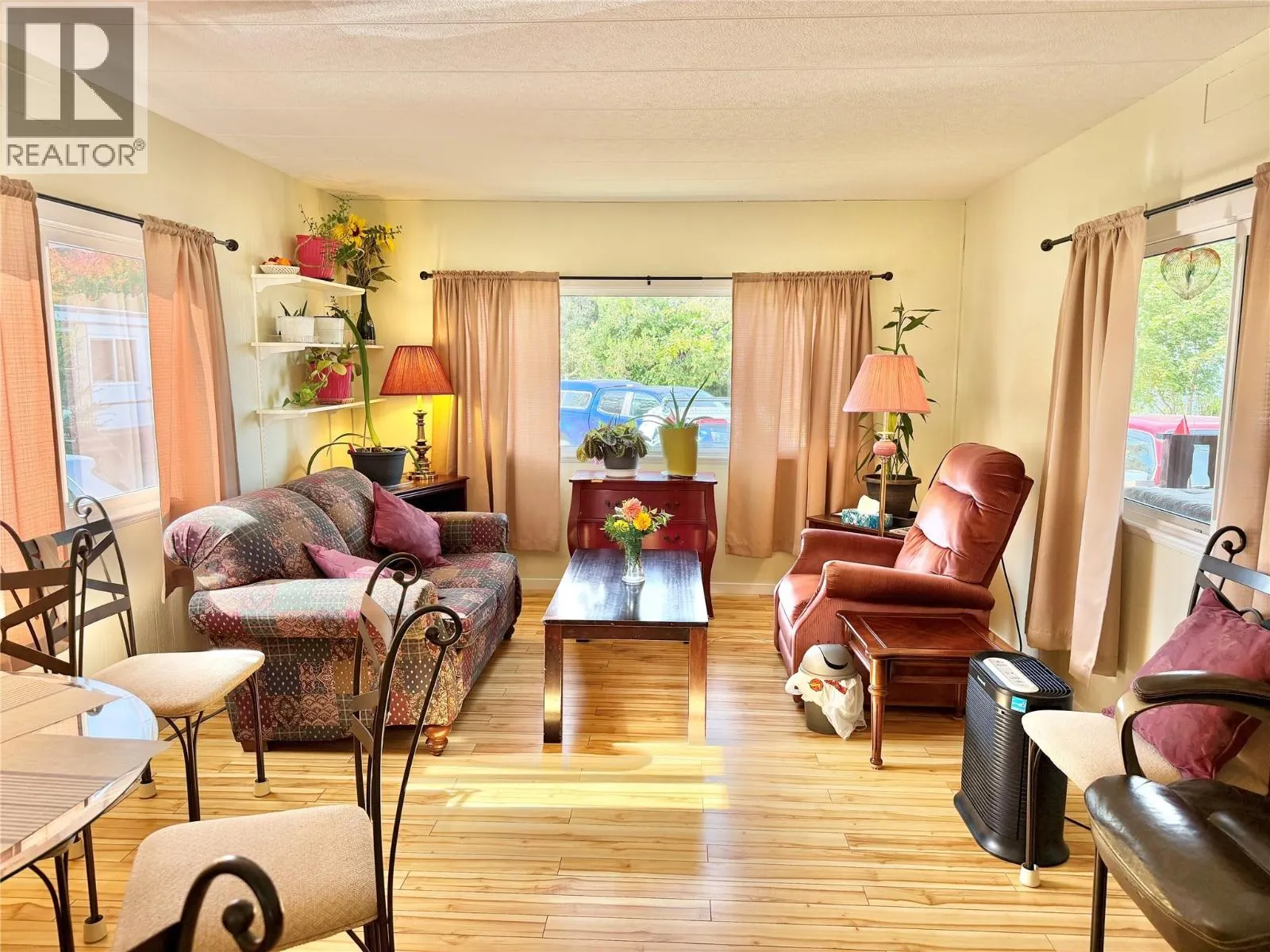 9106 Main Street Unit# 8