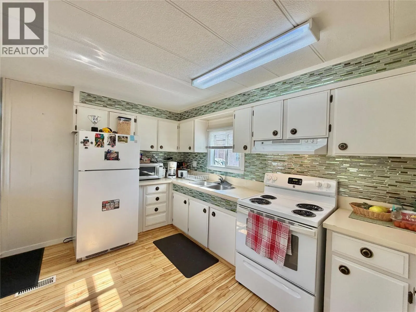 9106 Main Street Unit# 8