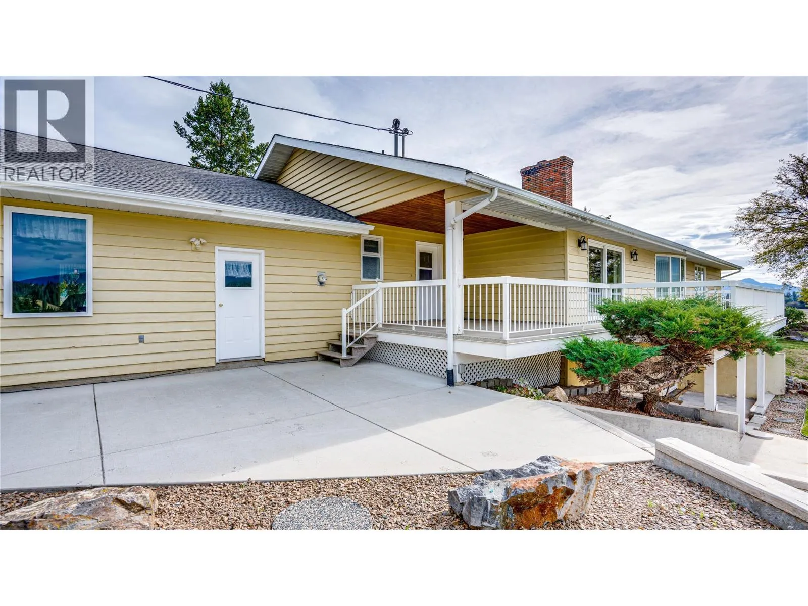 683 Clinton Road