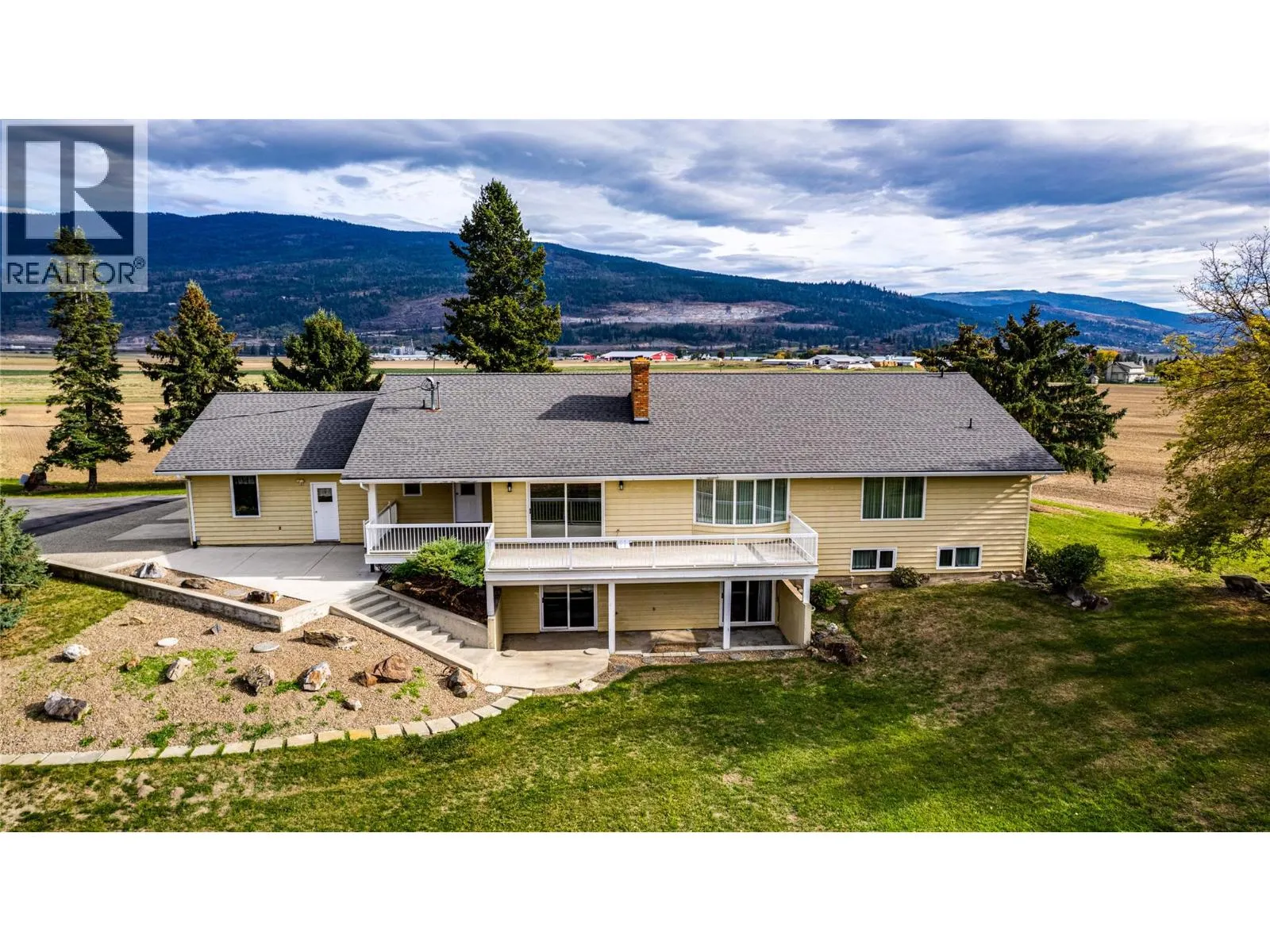 683 Clinton Road