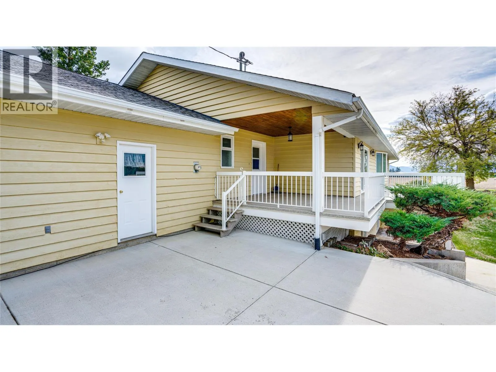 683 Clinton Road