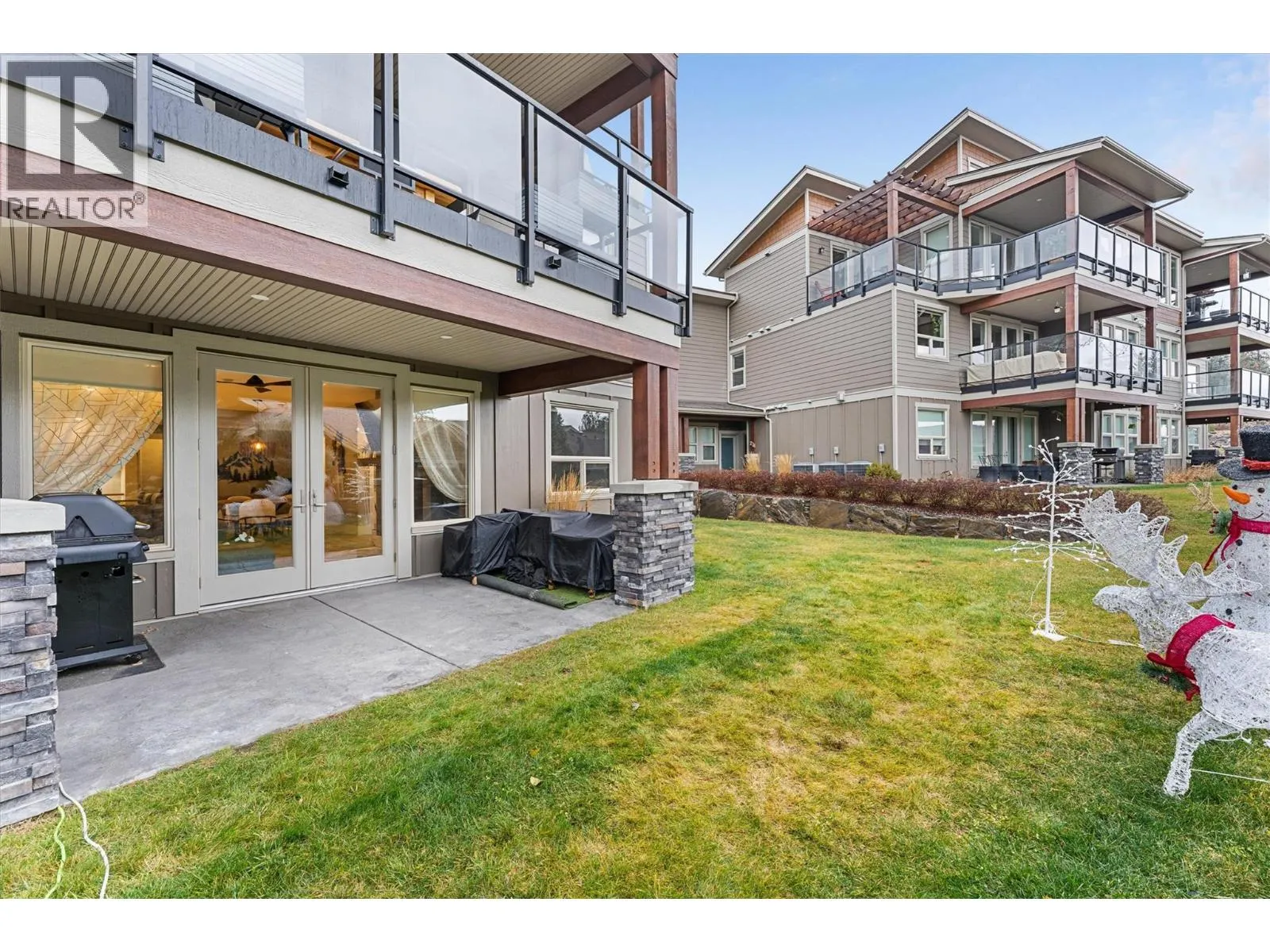 4000 REDSTONE Crescent Unit# 220