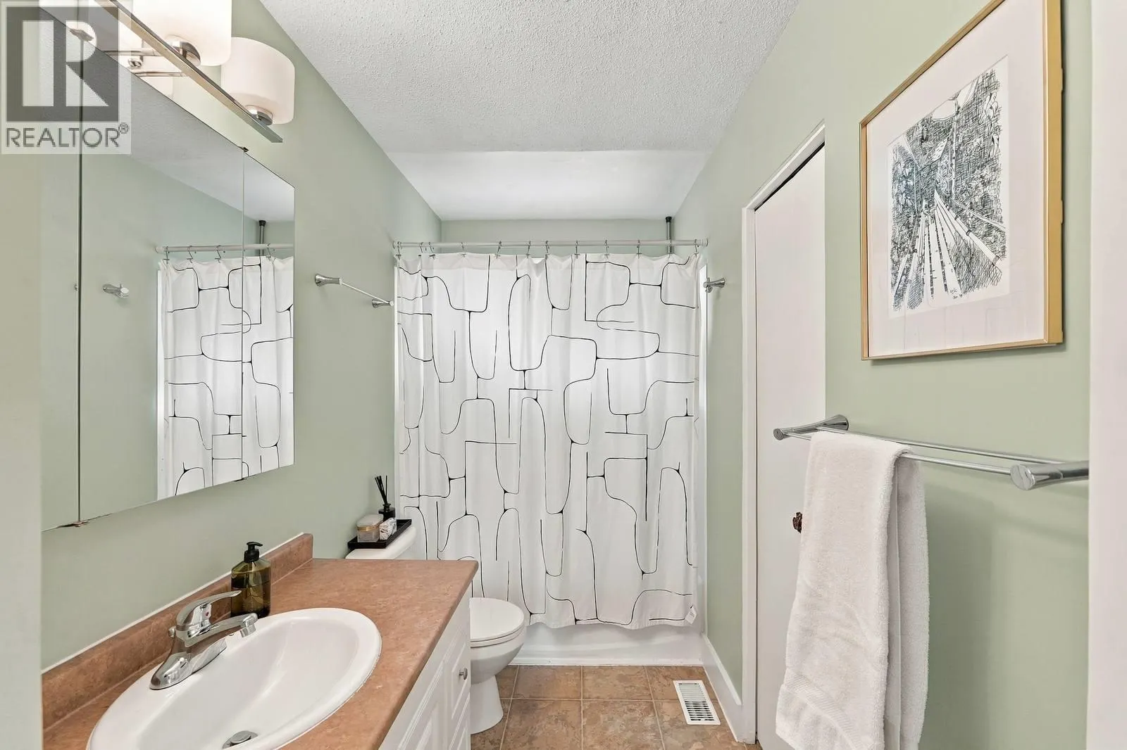 1029 Quesnel Road