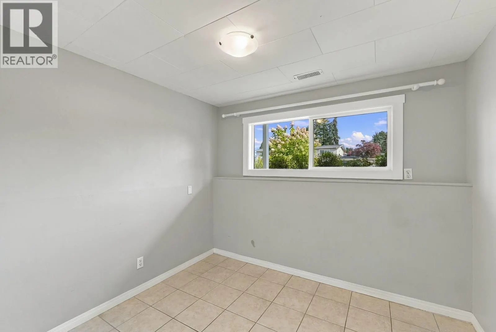 1029 Quesnel Road