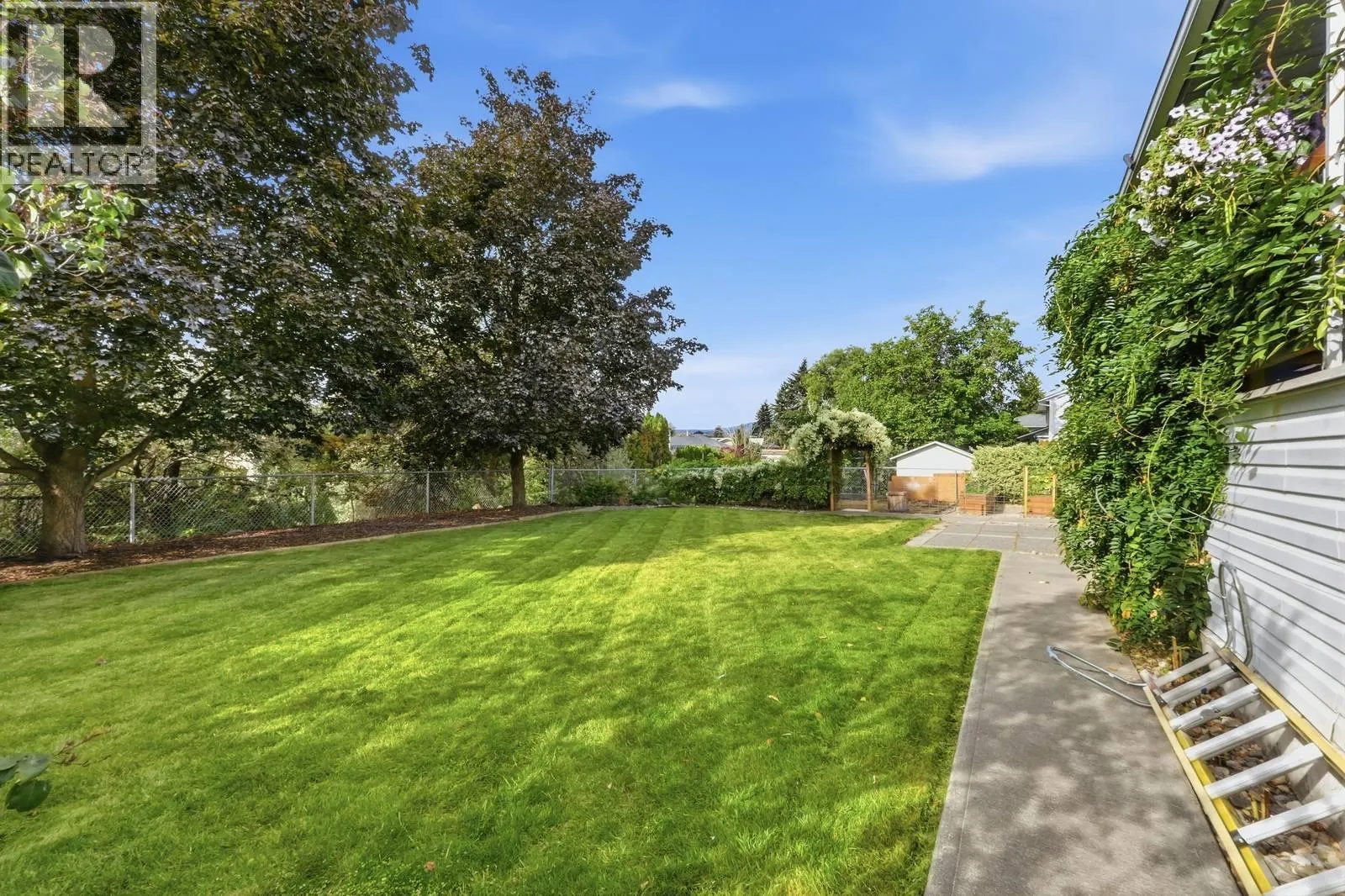 1029 Quesnel Road