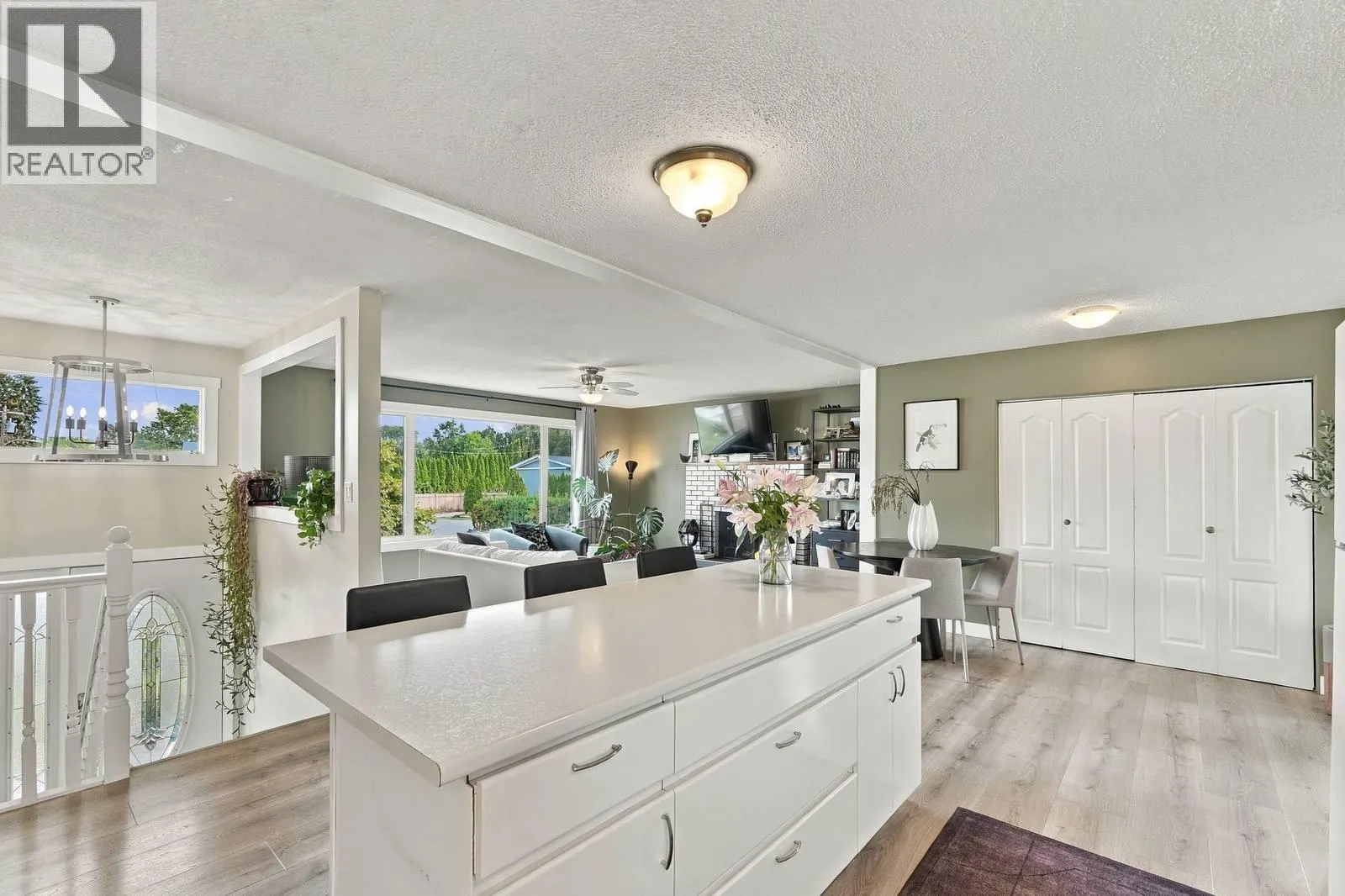 1029 Quesnel Road