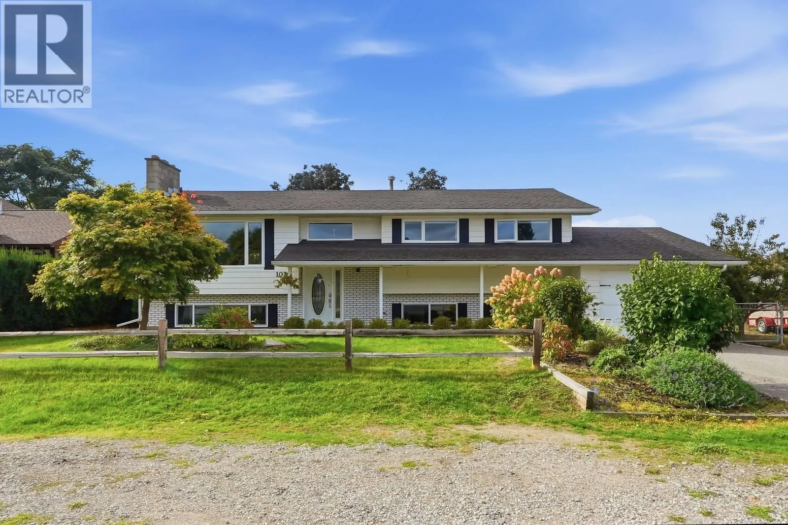 1029 Quesnel Road