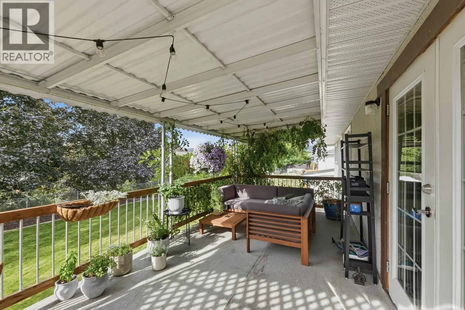 1029 Quesnel Road
