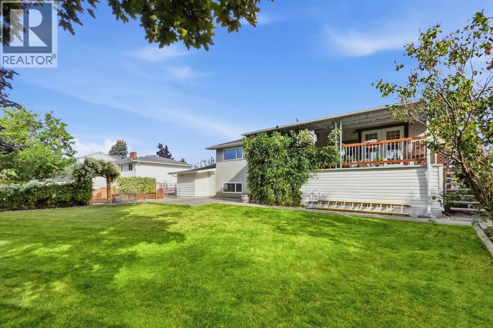 1029 Quesnel Road